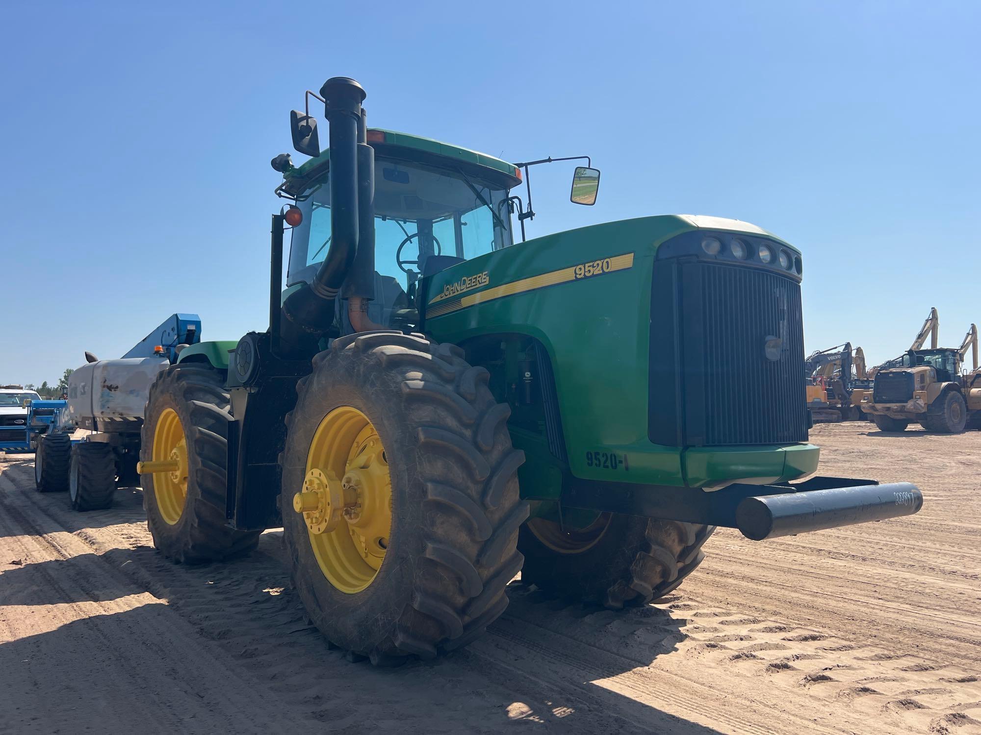 John Deere 9520