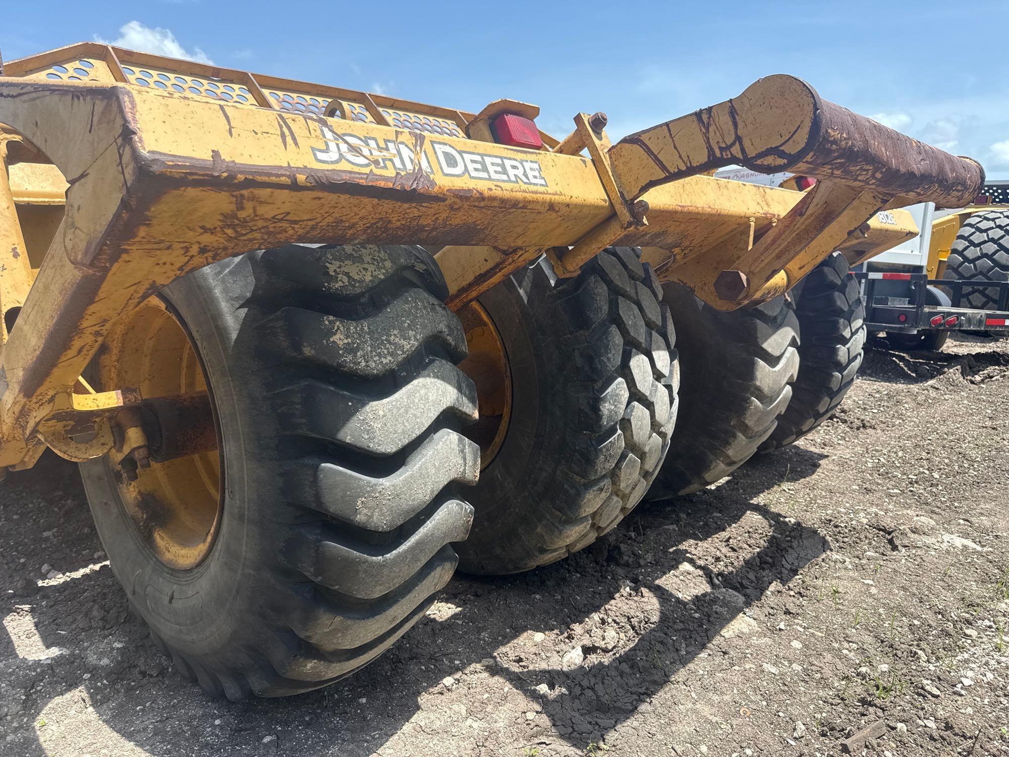 John Deere 1812C