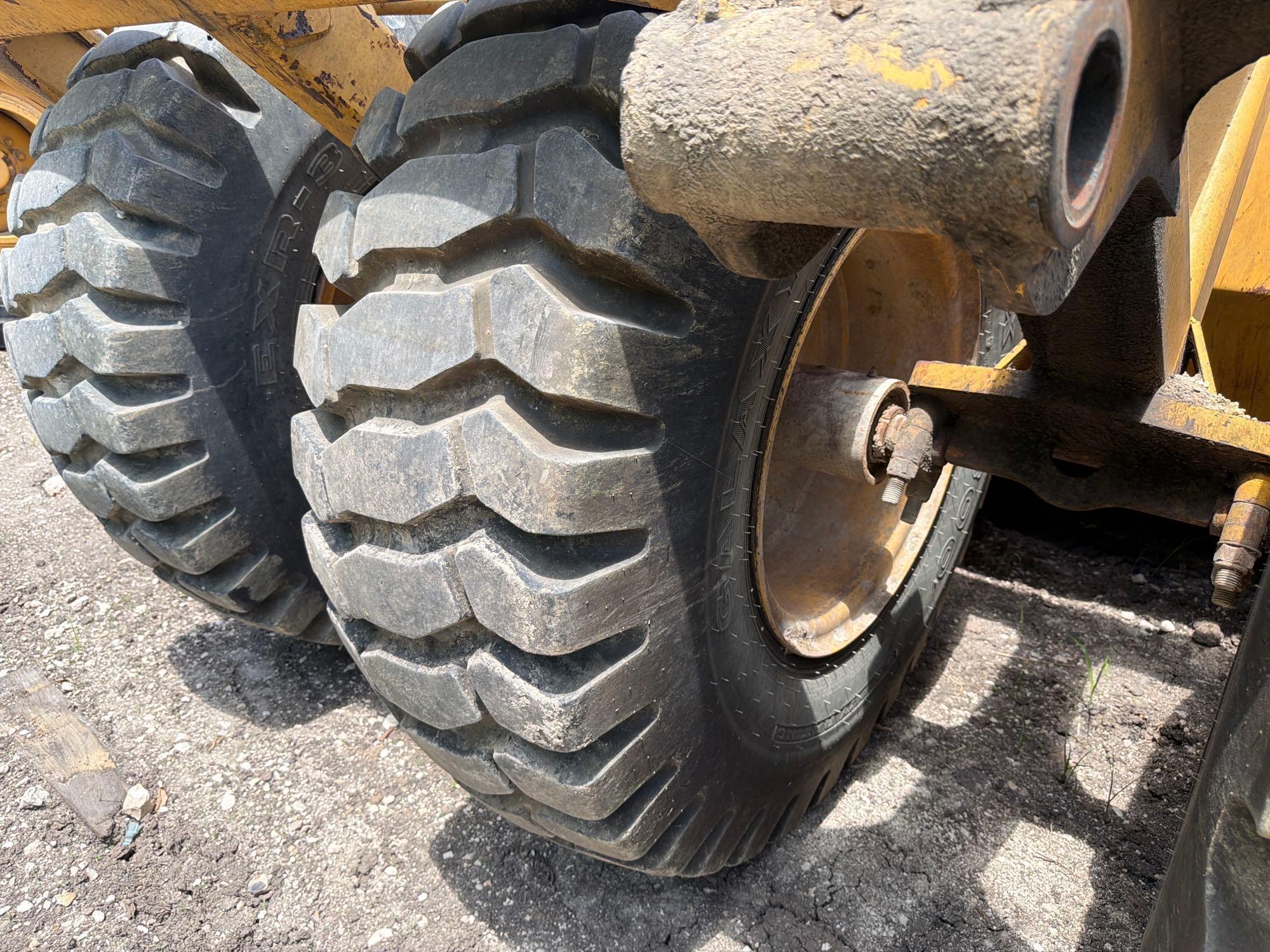 John Deere 1812C
