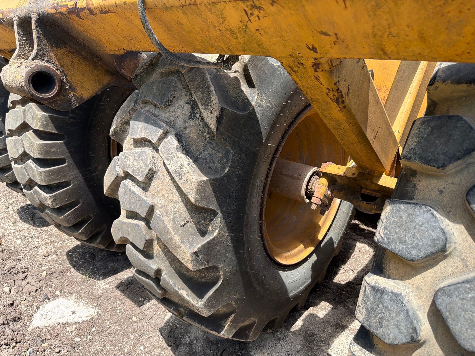 John Deere 1812C