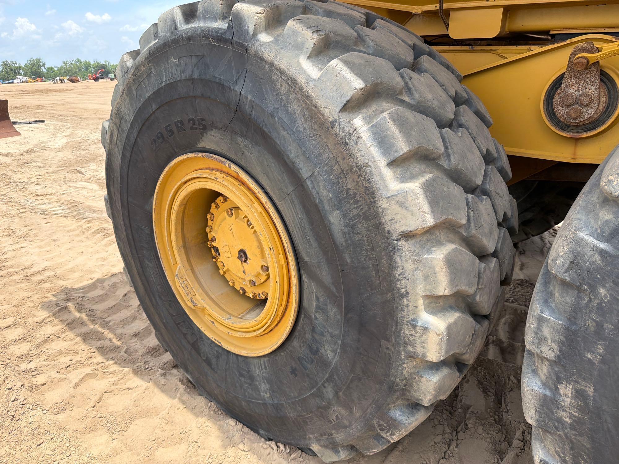 2020 Caterpillar 745