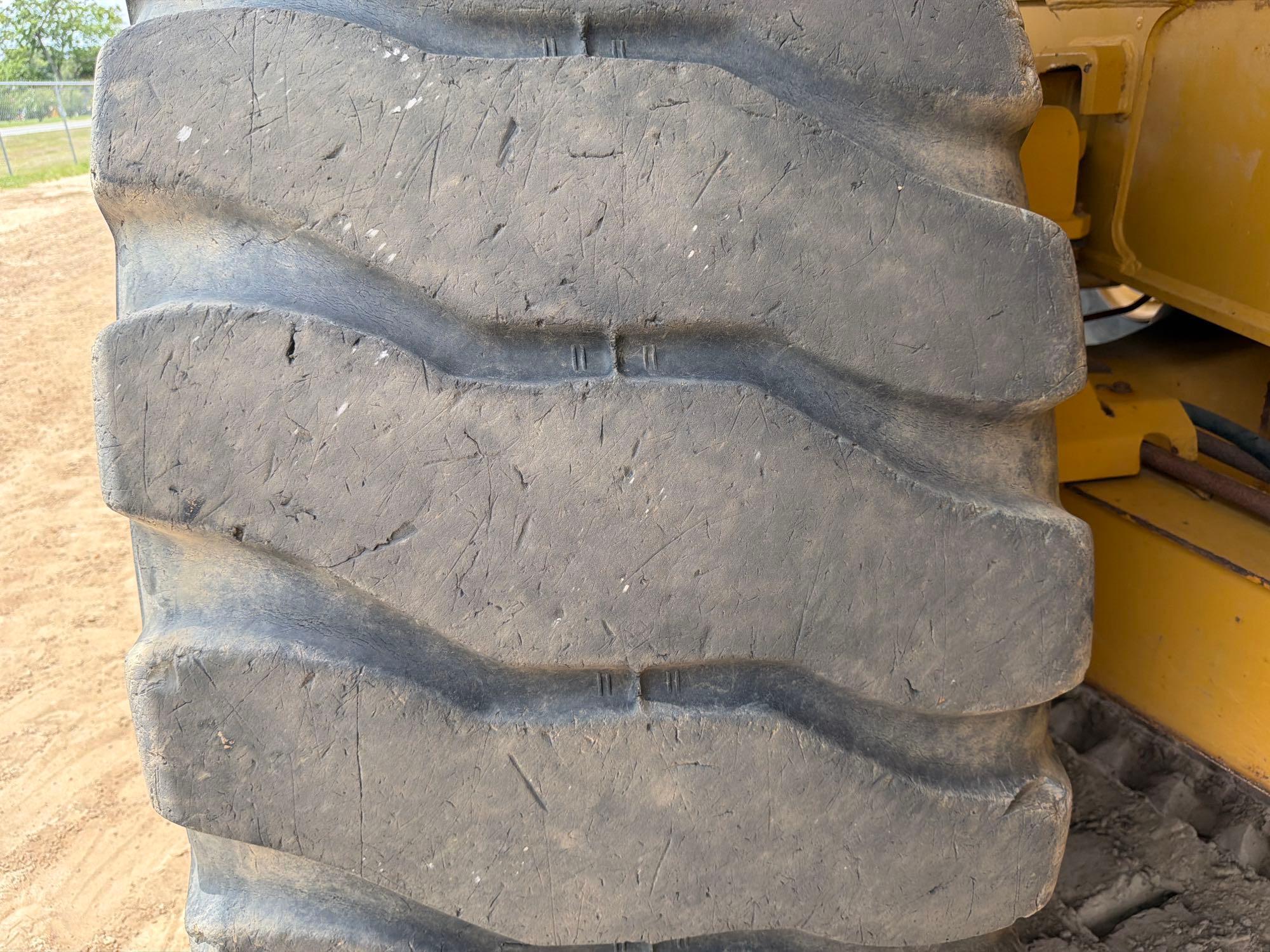 2020 Caterpillar 745