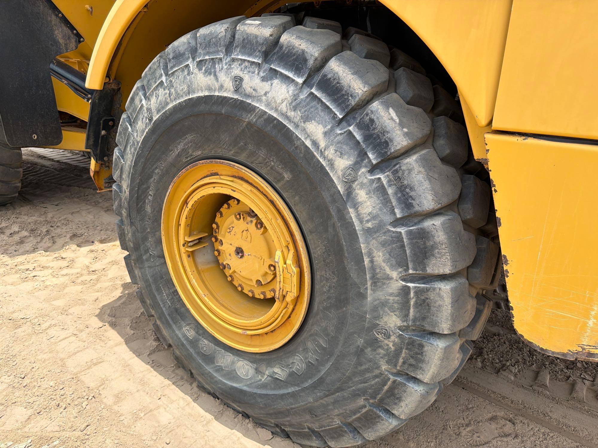 2020 Caterpillar 745