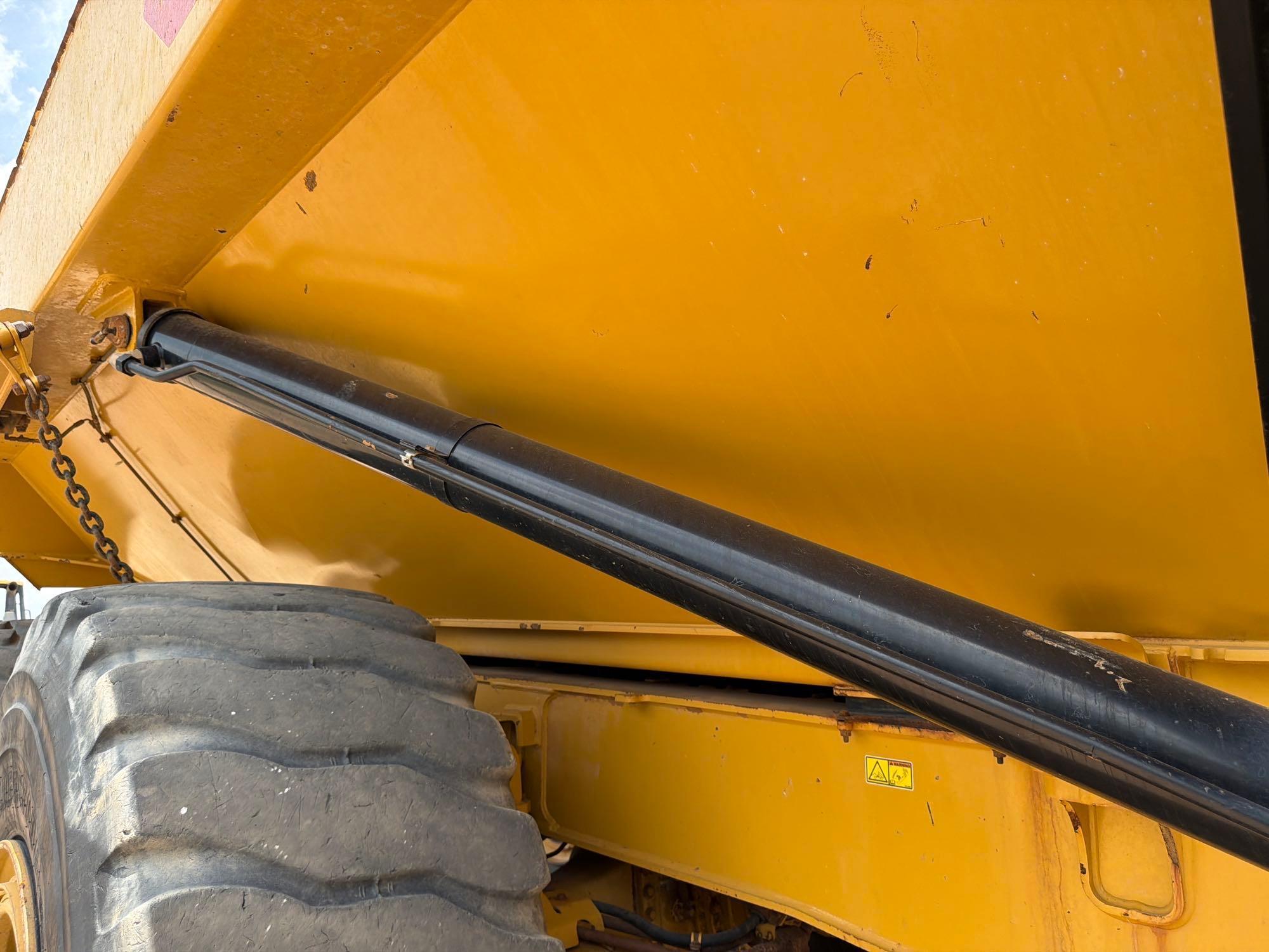 2020 Caterpillar 745