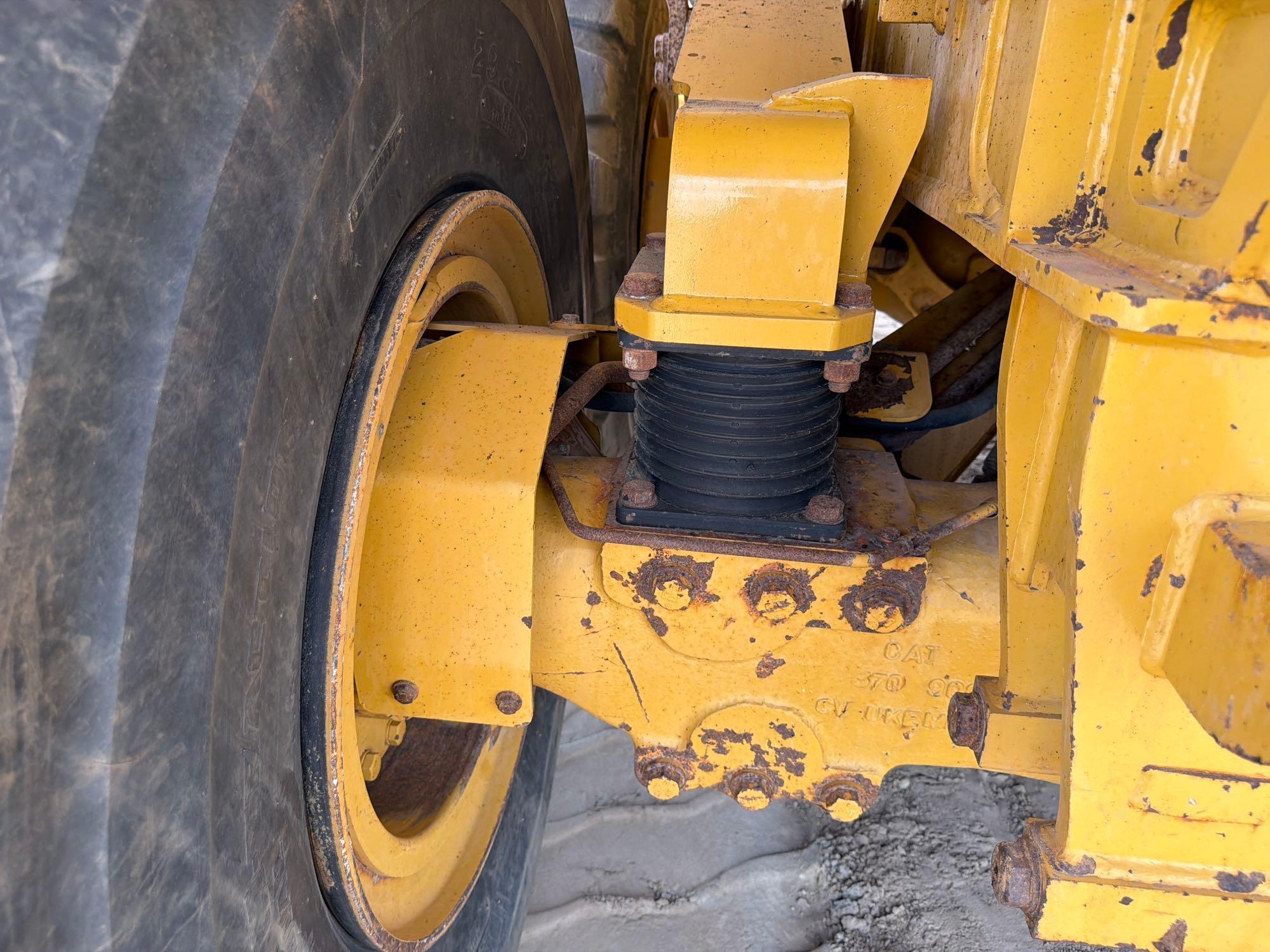 2020 Caterpillar 745