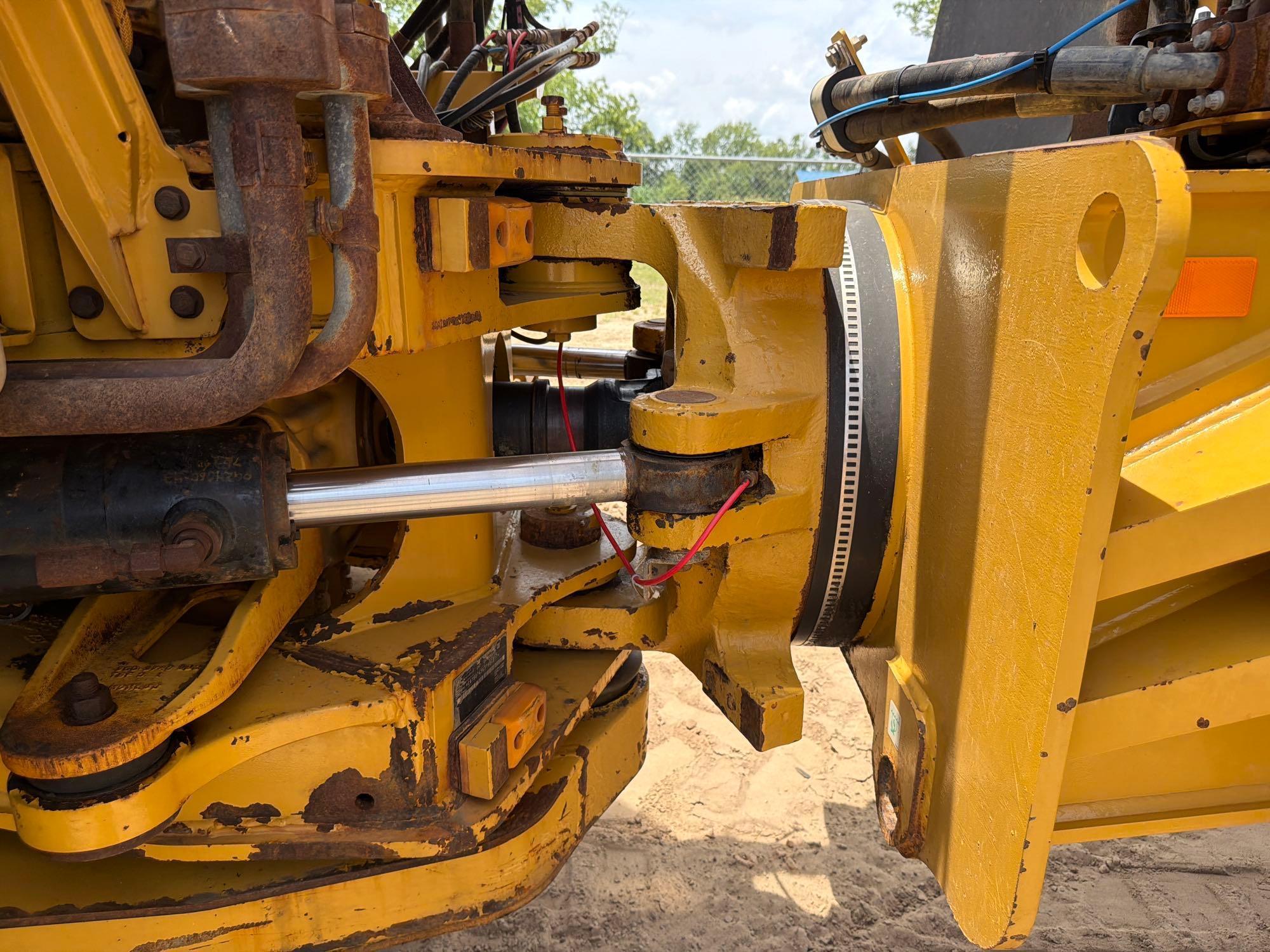 2020 Caterpillar 745