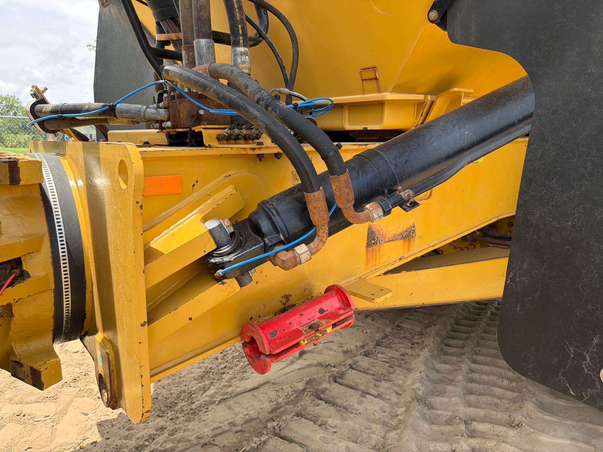 2020 Caterpillar 745