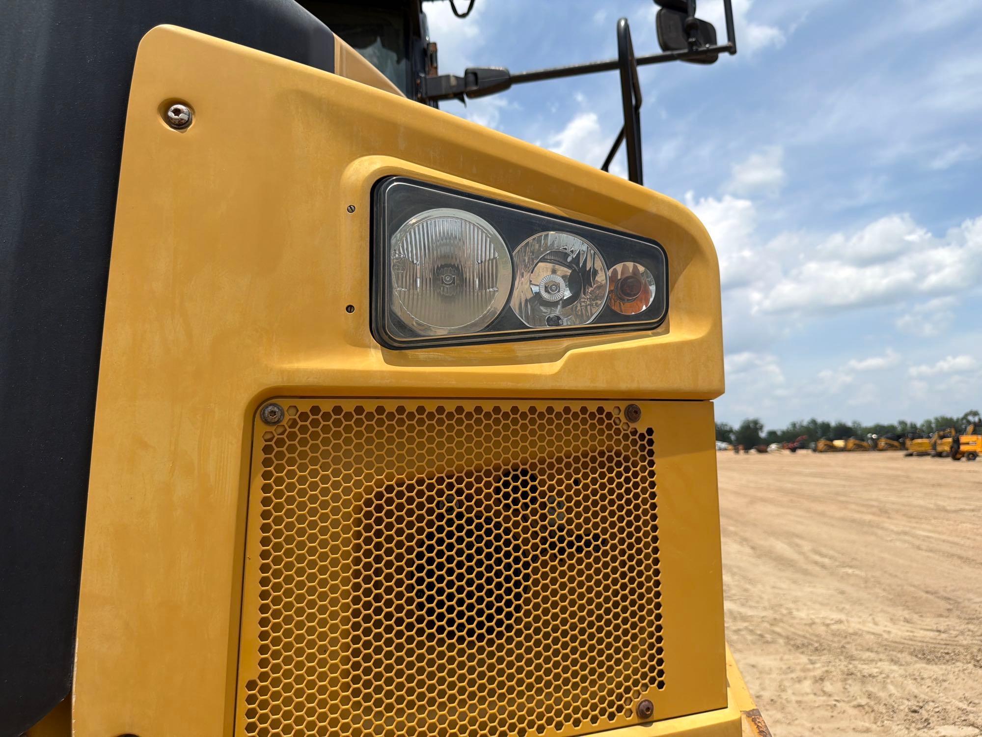 2020 Caterpillar 745