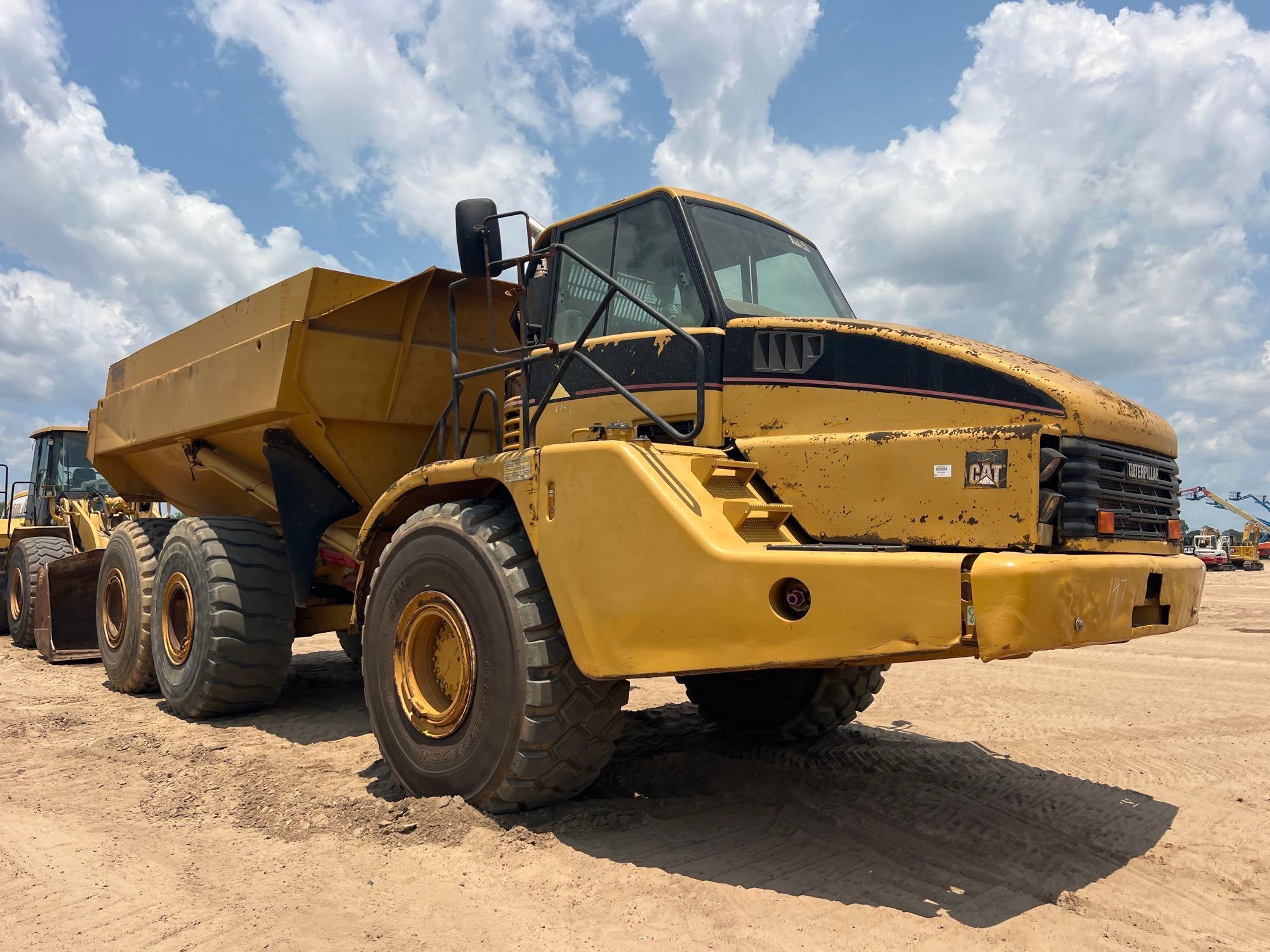 2004 Caterpillar 740