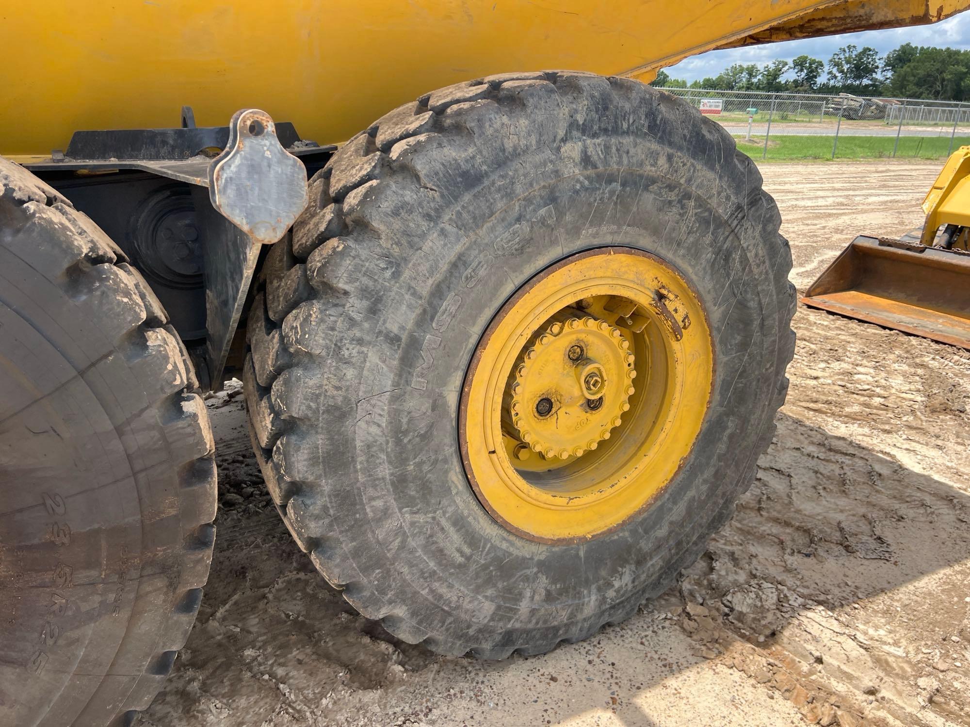 2005 Komatsu HM300-1