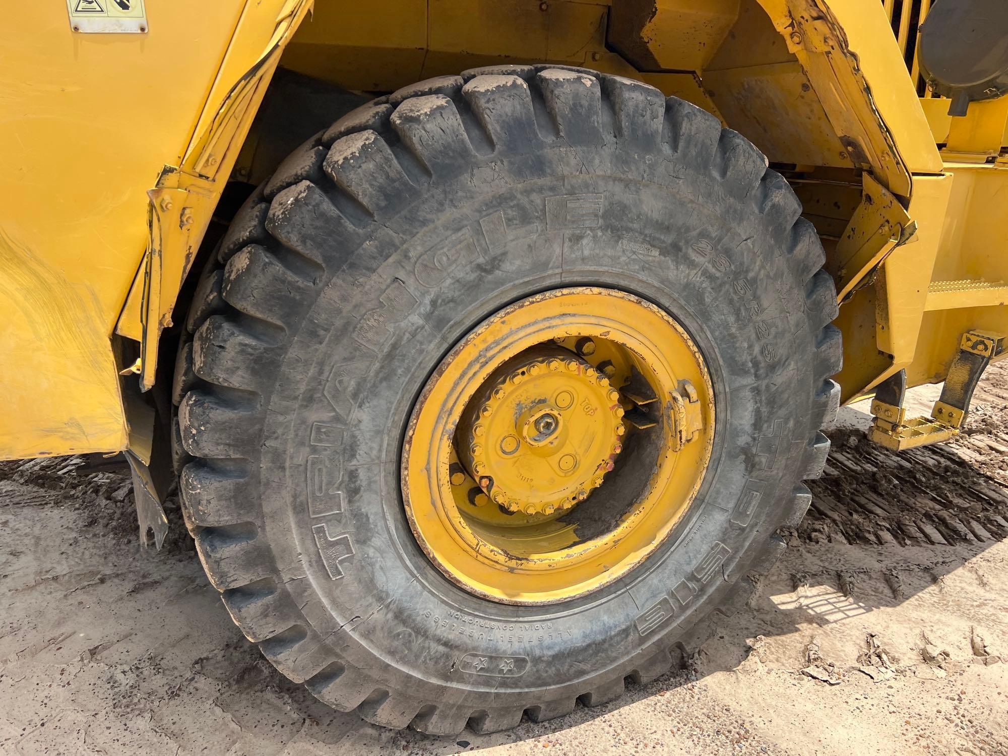 2005 Komatsu HM300-1