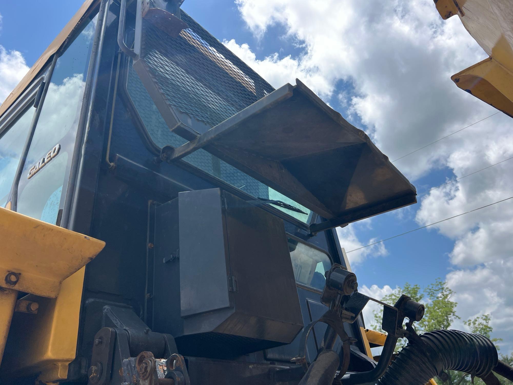 2005 Komatsu HM300-1