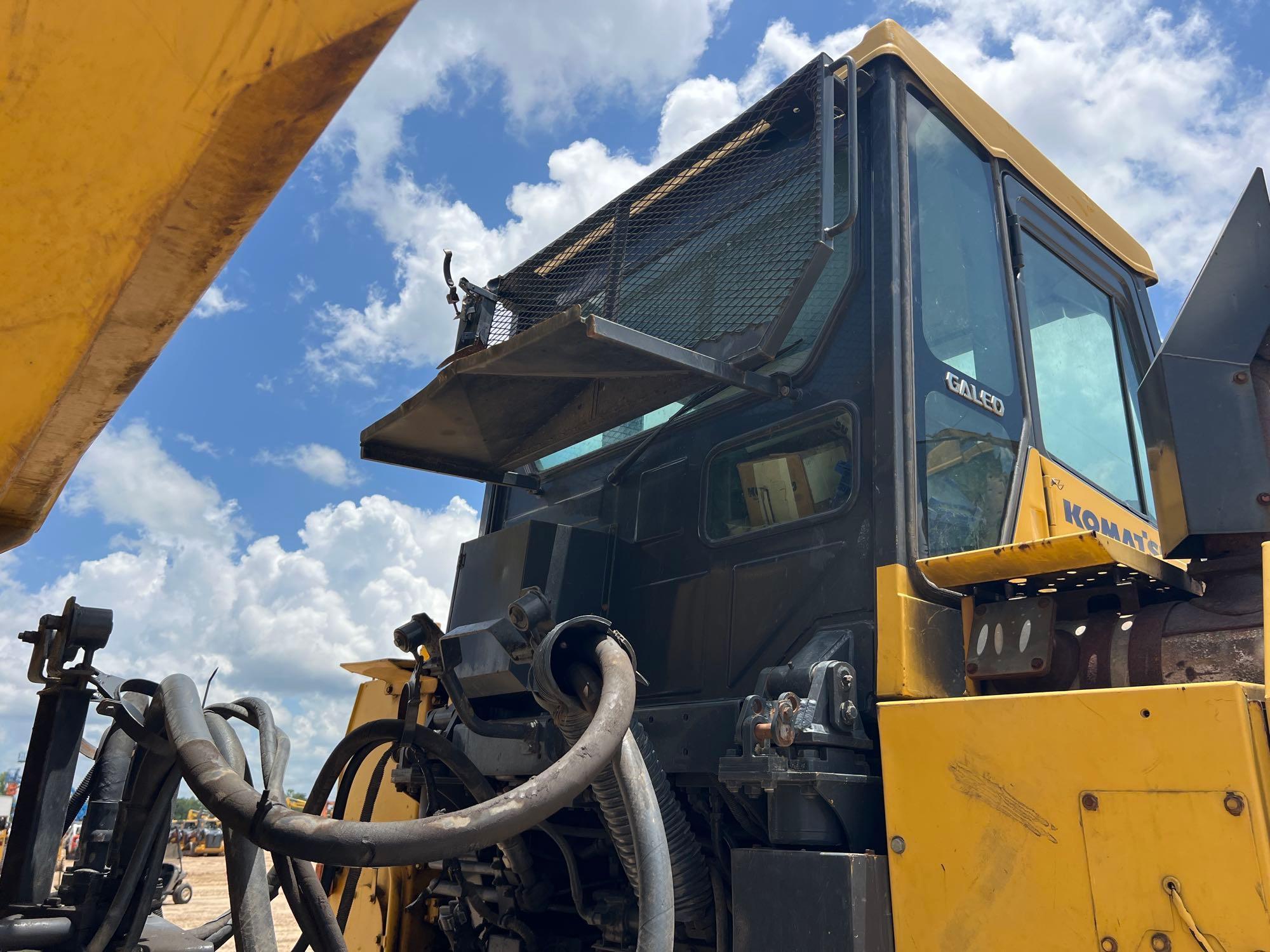 2005 Komatsu HM300-1