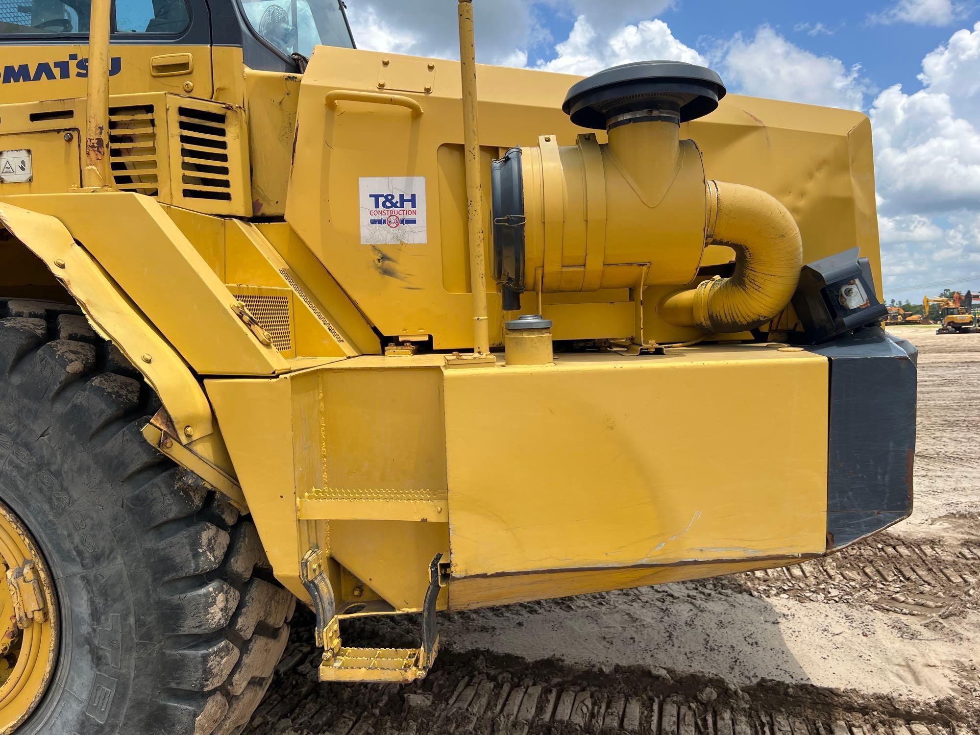 2005 Komatsu HM300-1