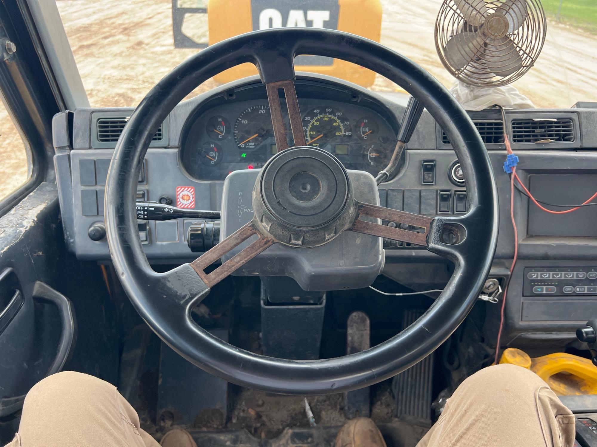 2005 Komatsu HM300-1