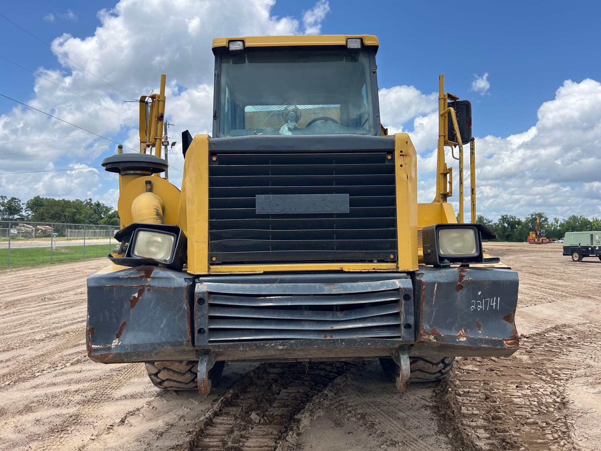 2005 Komatsu HM300-1