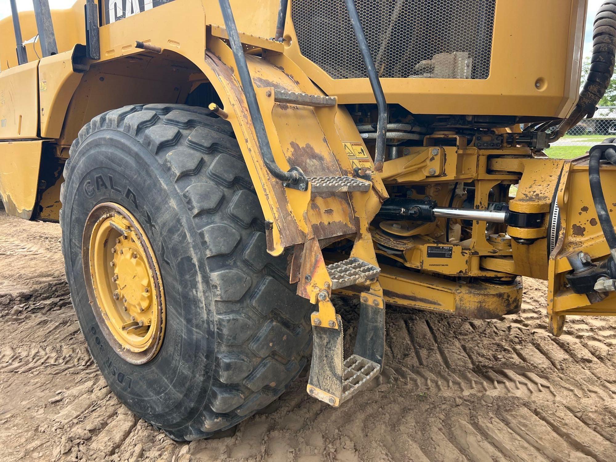 2016 Caterpillar 725C