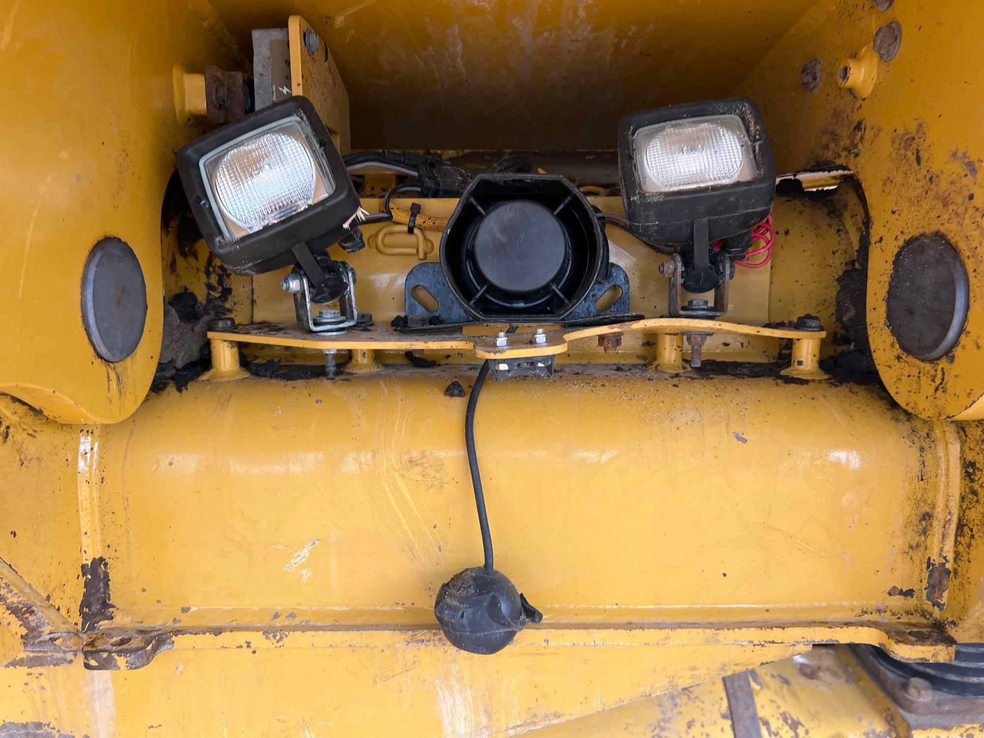 2016 Caterpillar 725C