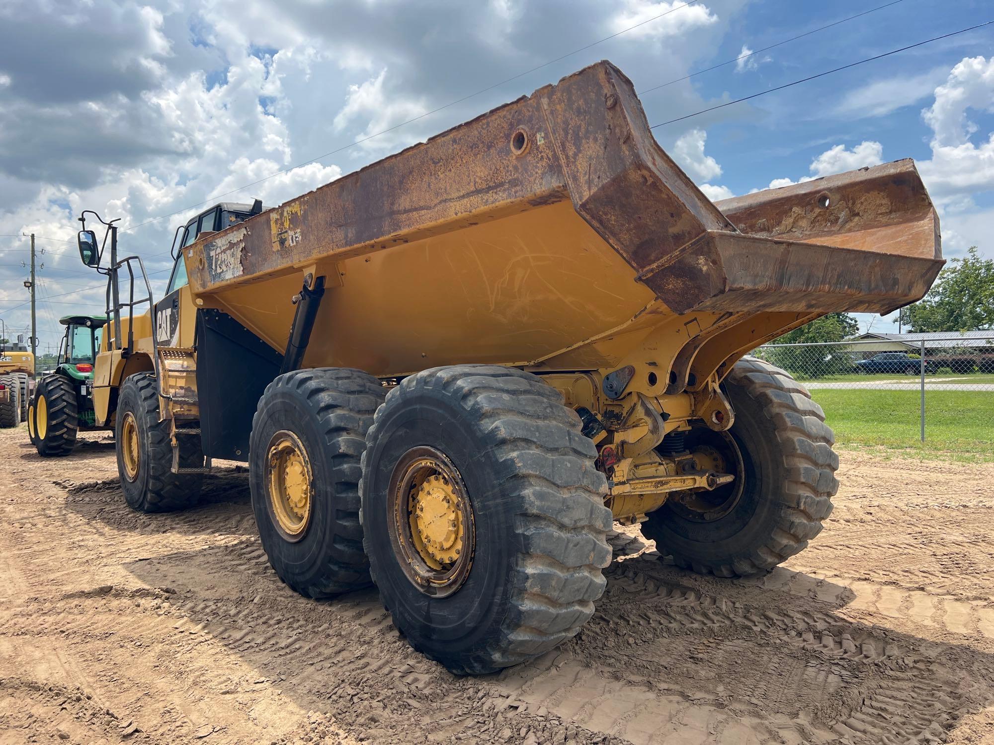 2016 Caterpillar 725C