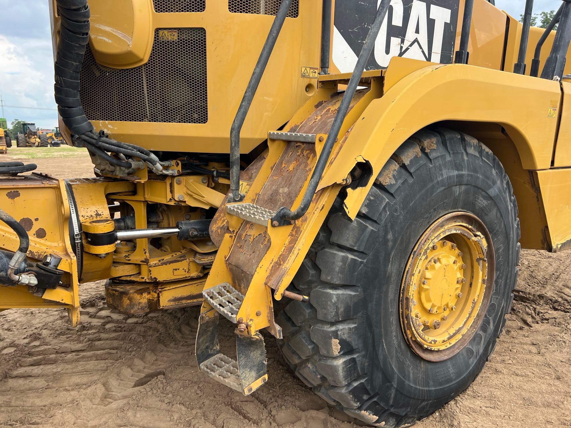 2016 Caterpillar 725C