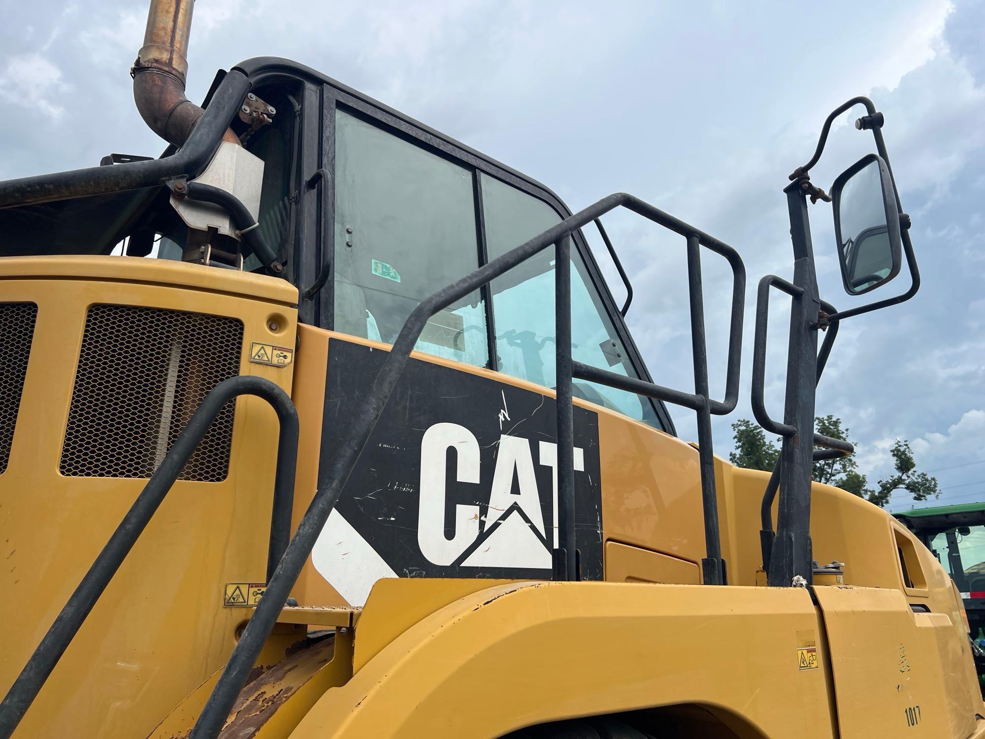 2016 Caterpillar 725C