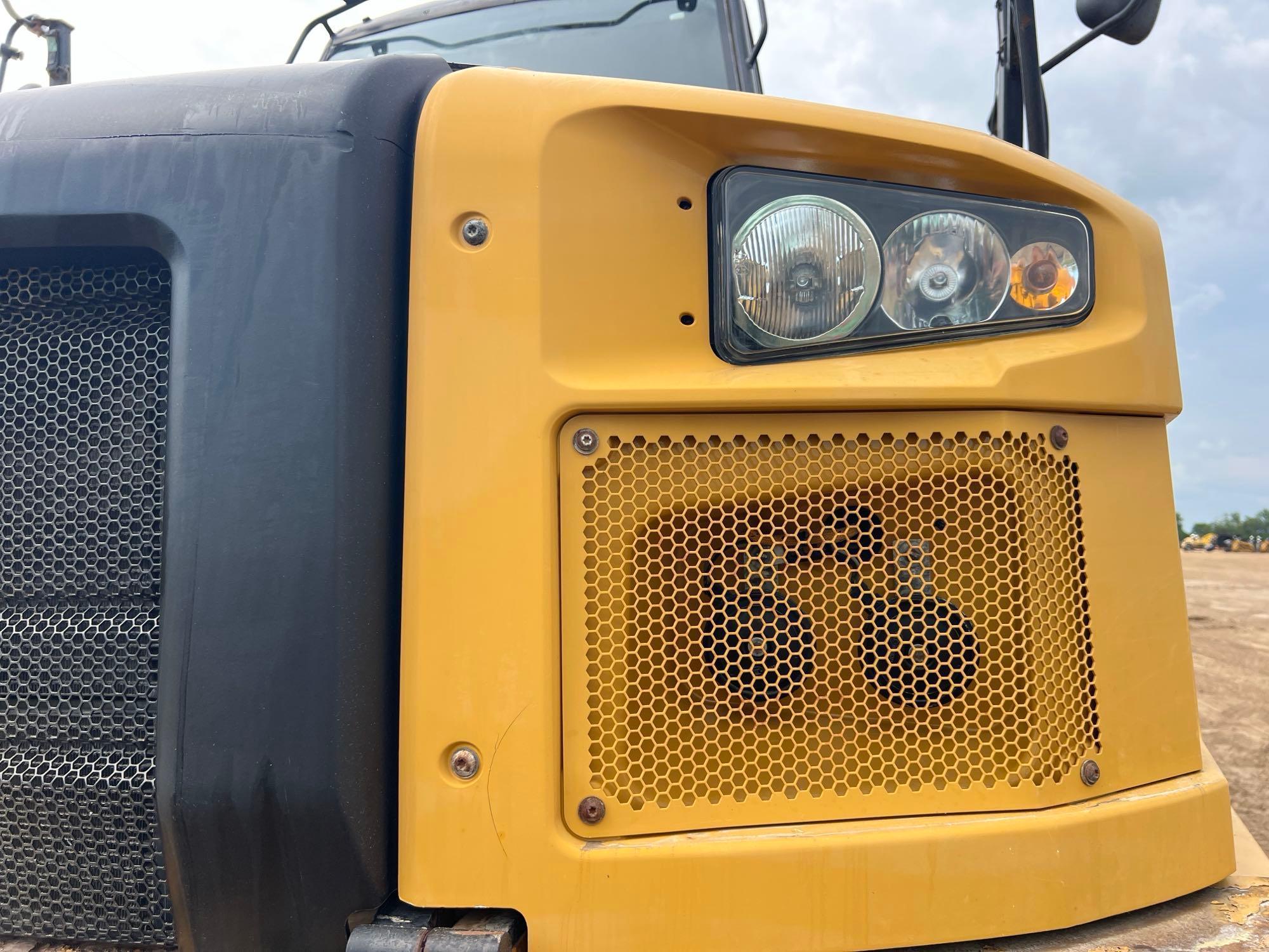 2016 Caterpillar 725C