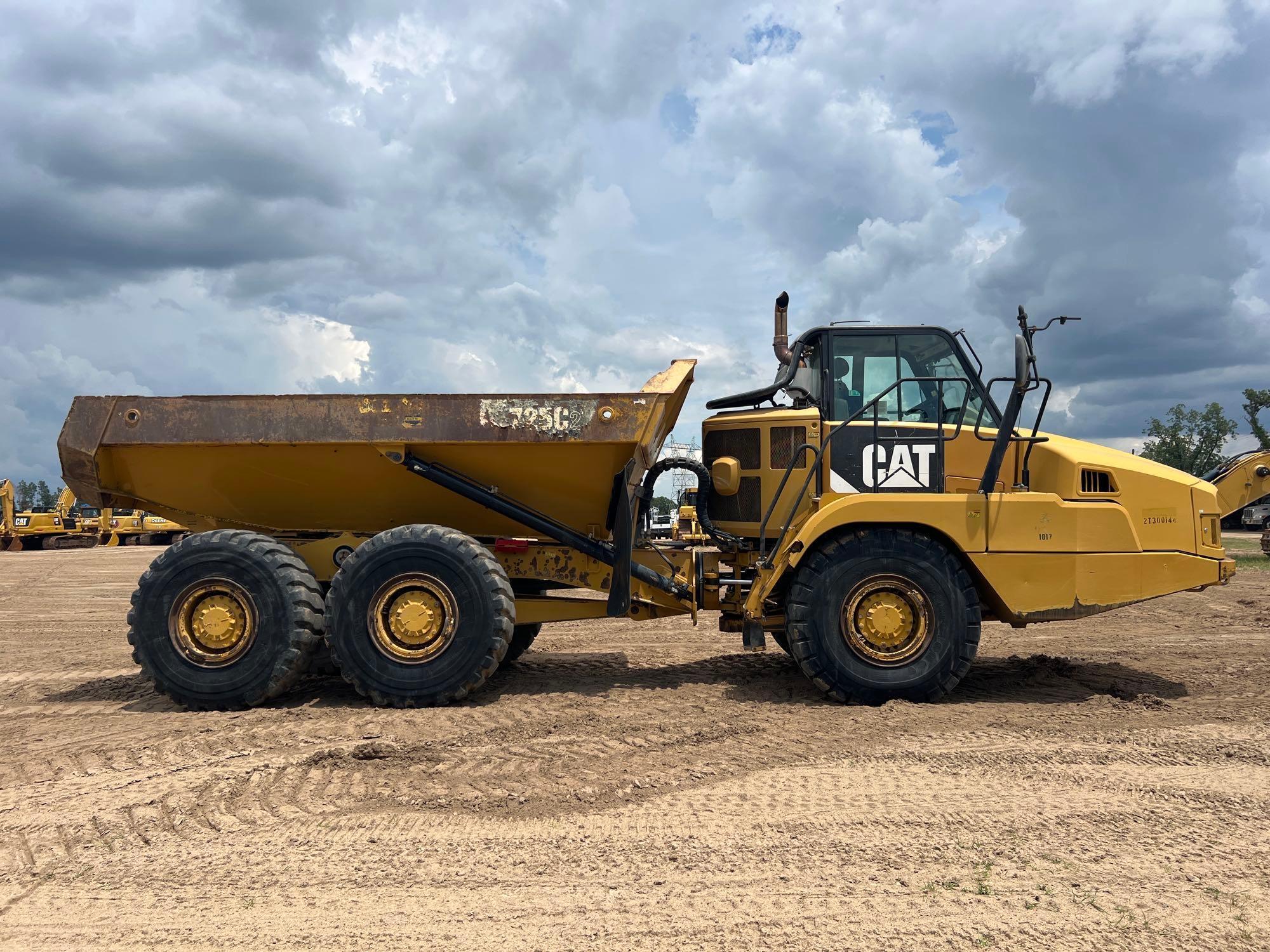 2016 Caterpillar 725C