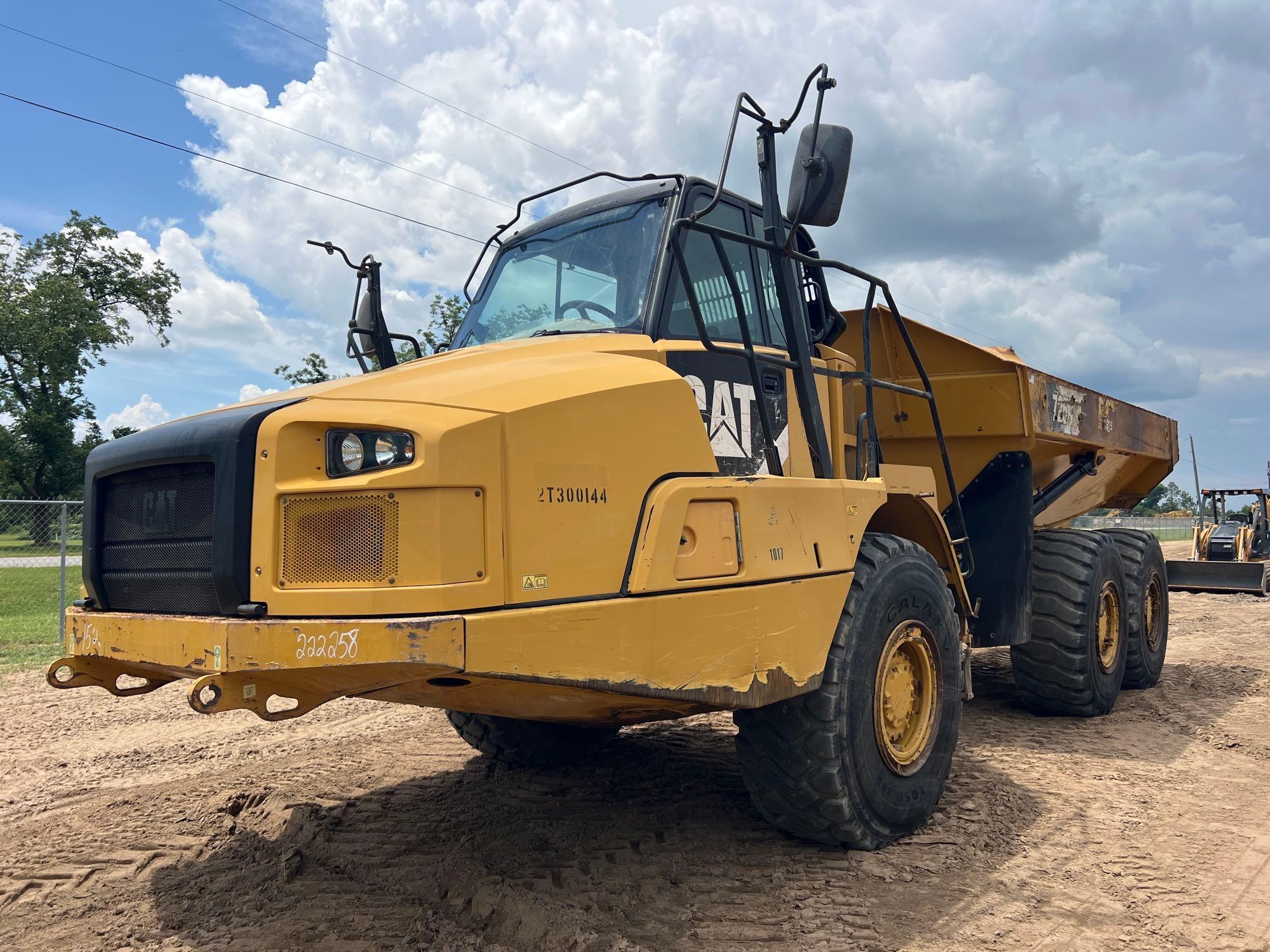 2016 Caterpillar 725C