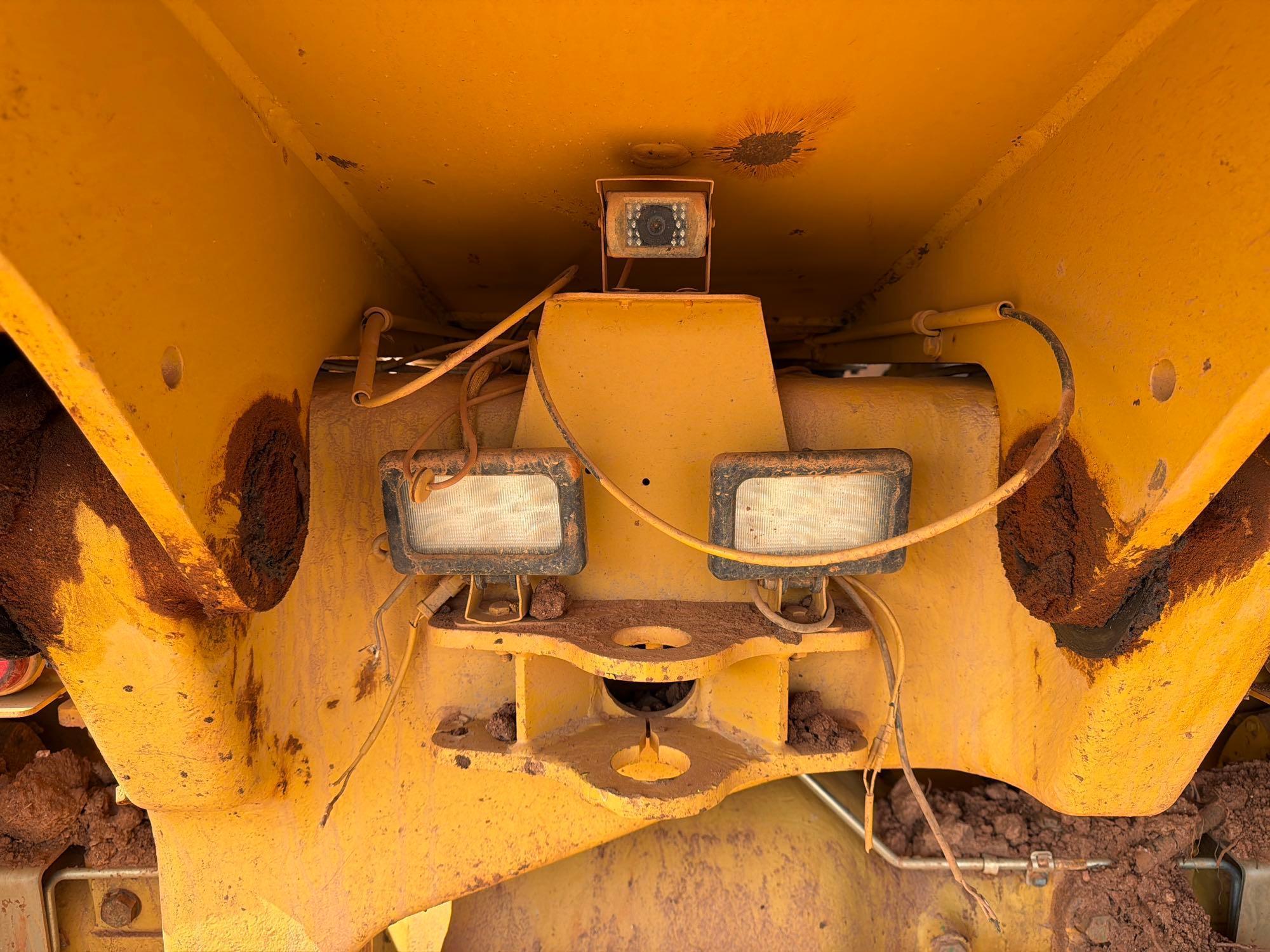 2007 Caterpillar 725