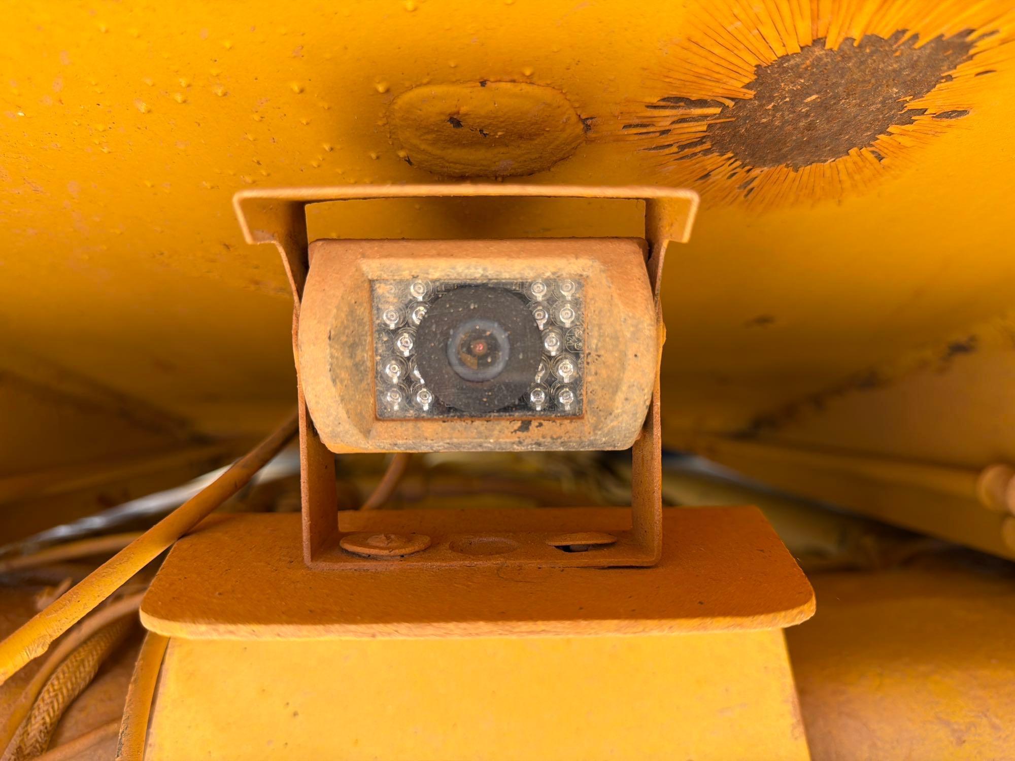 2007 Caterpillar 725