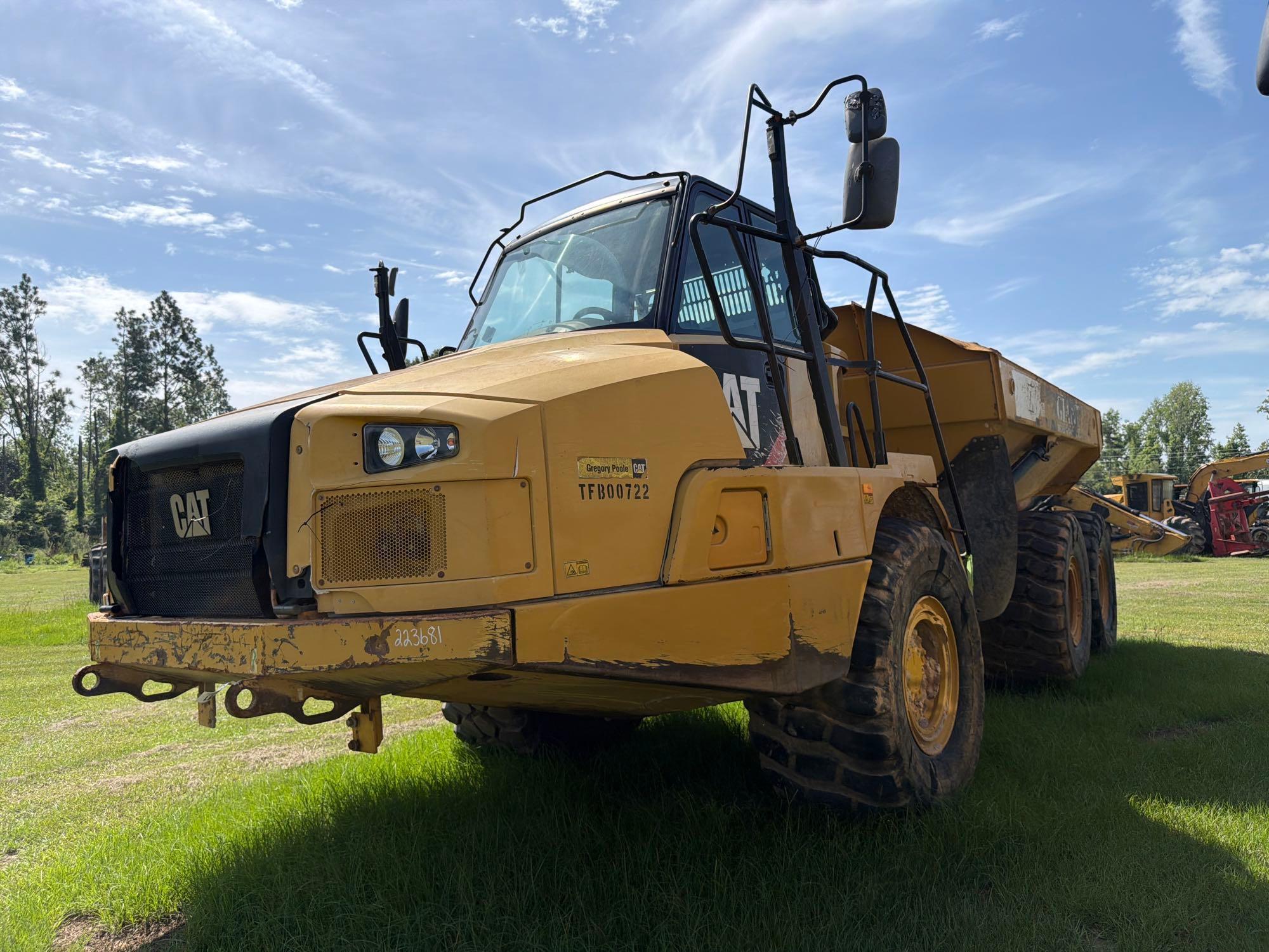 2016 Caterpillar 725C
