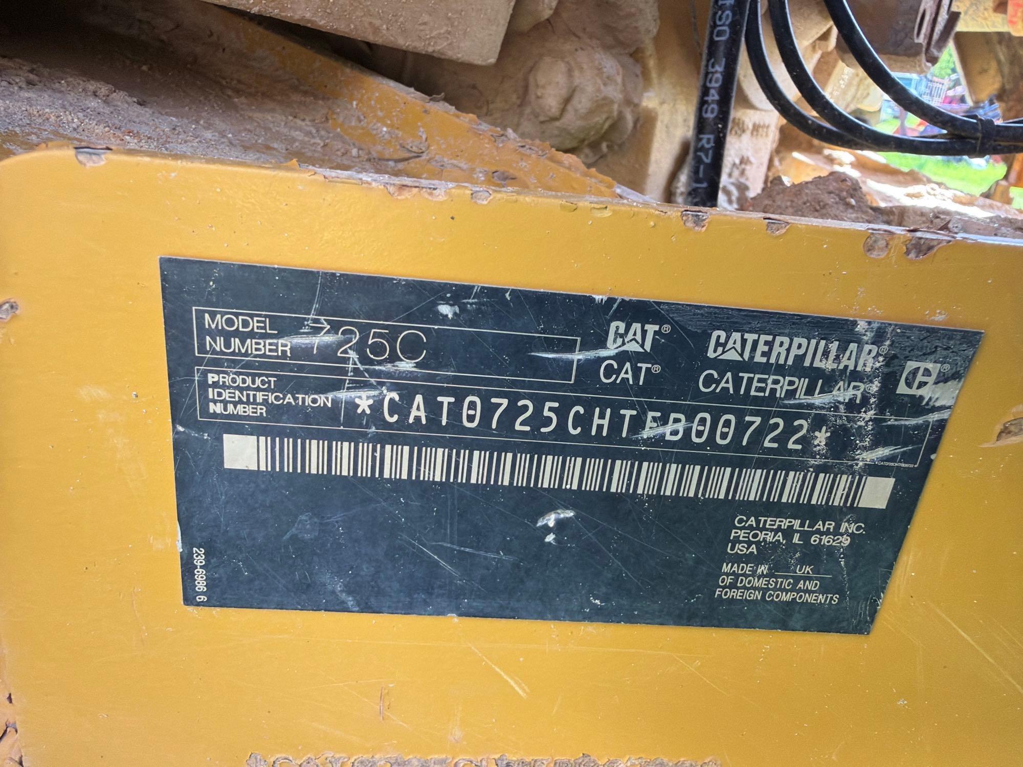 2016 Caterpillar 725C