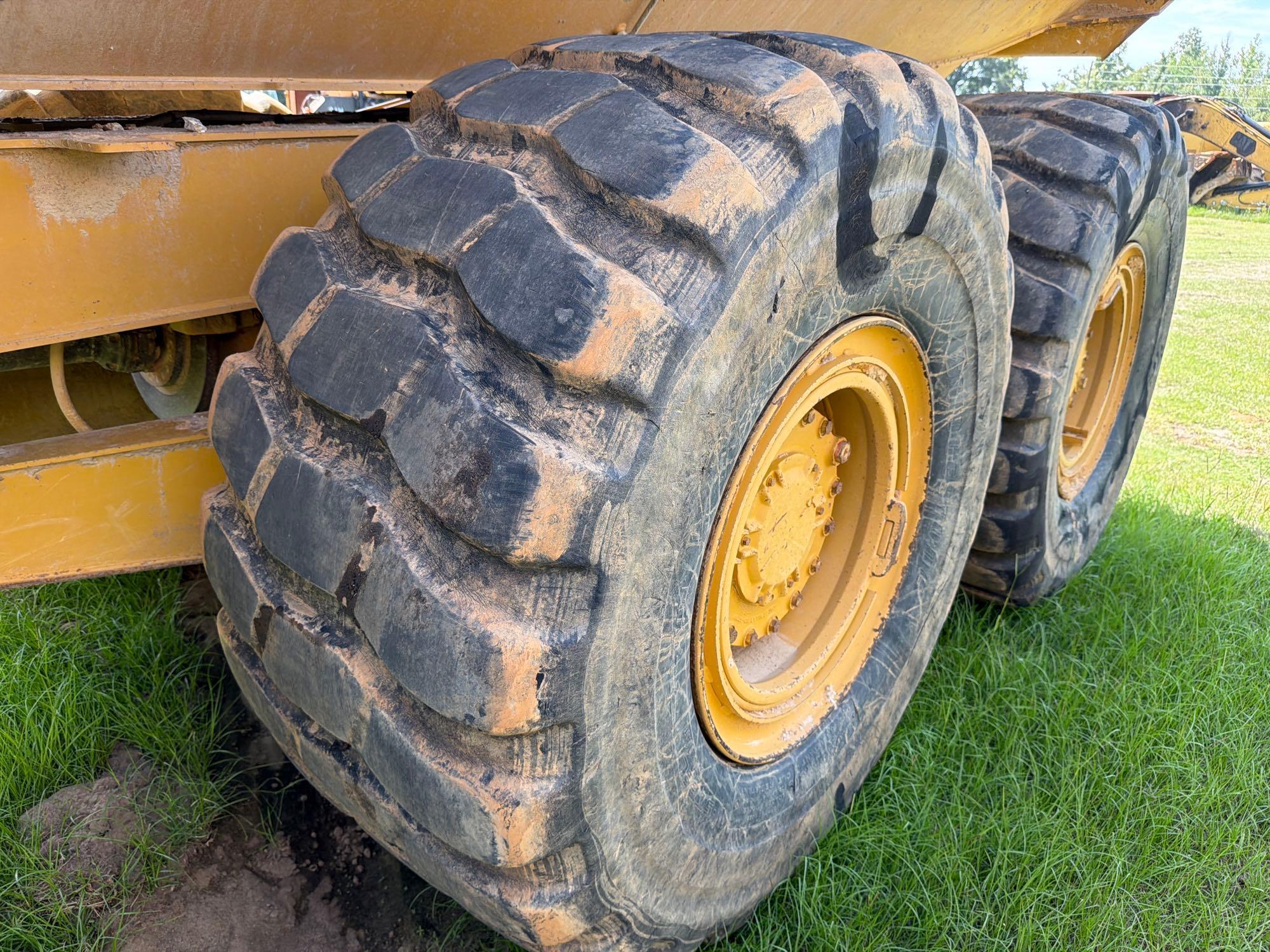 2016 Caterpillar 725C