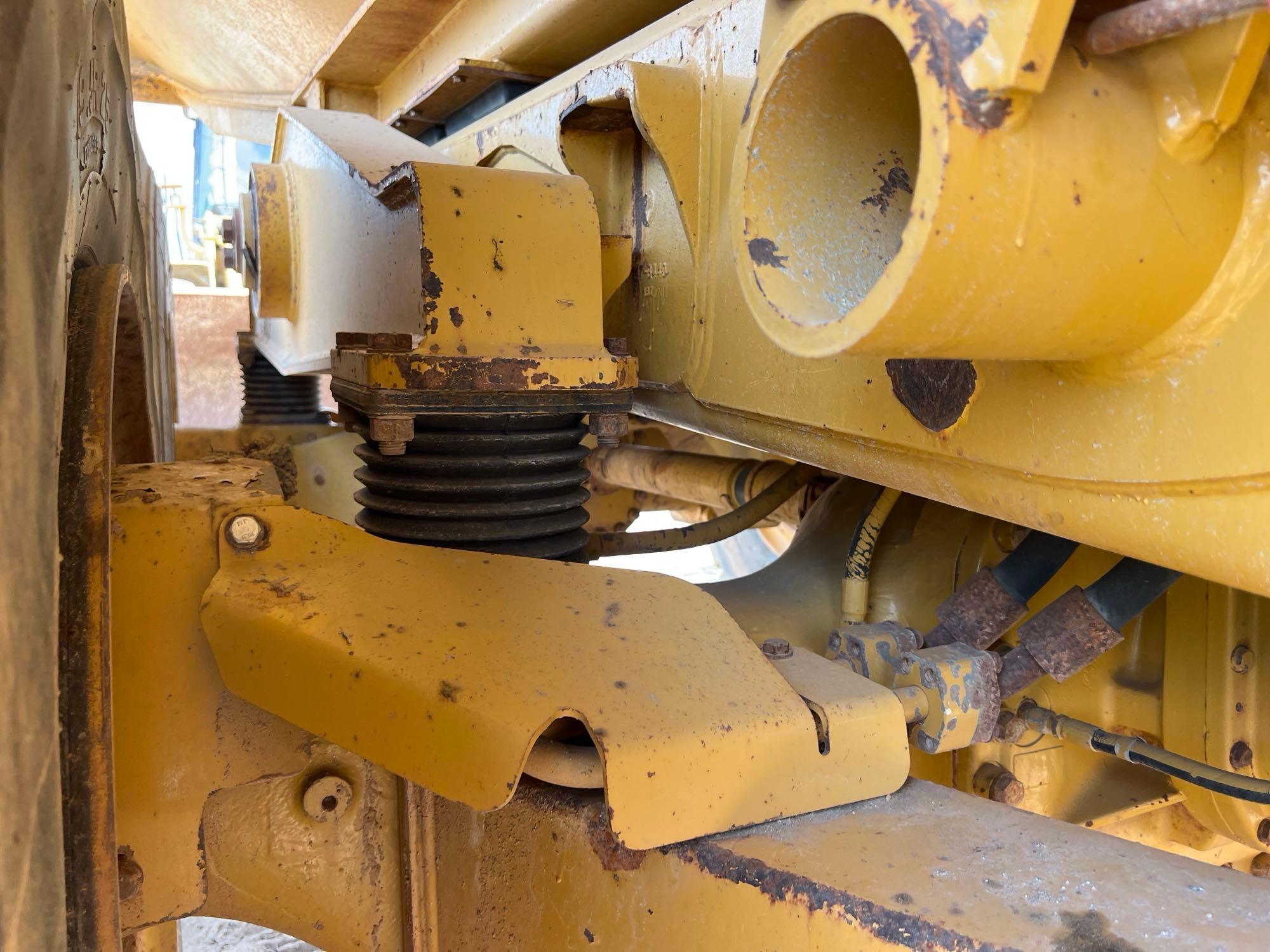 2004 Caterpillar 740