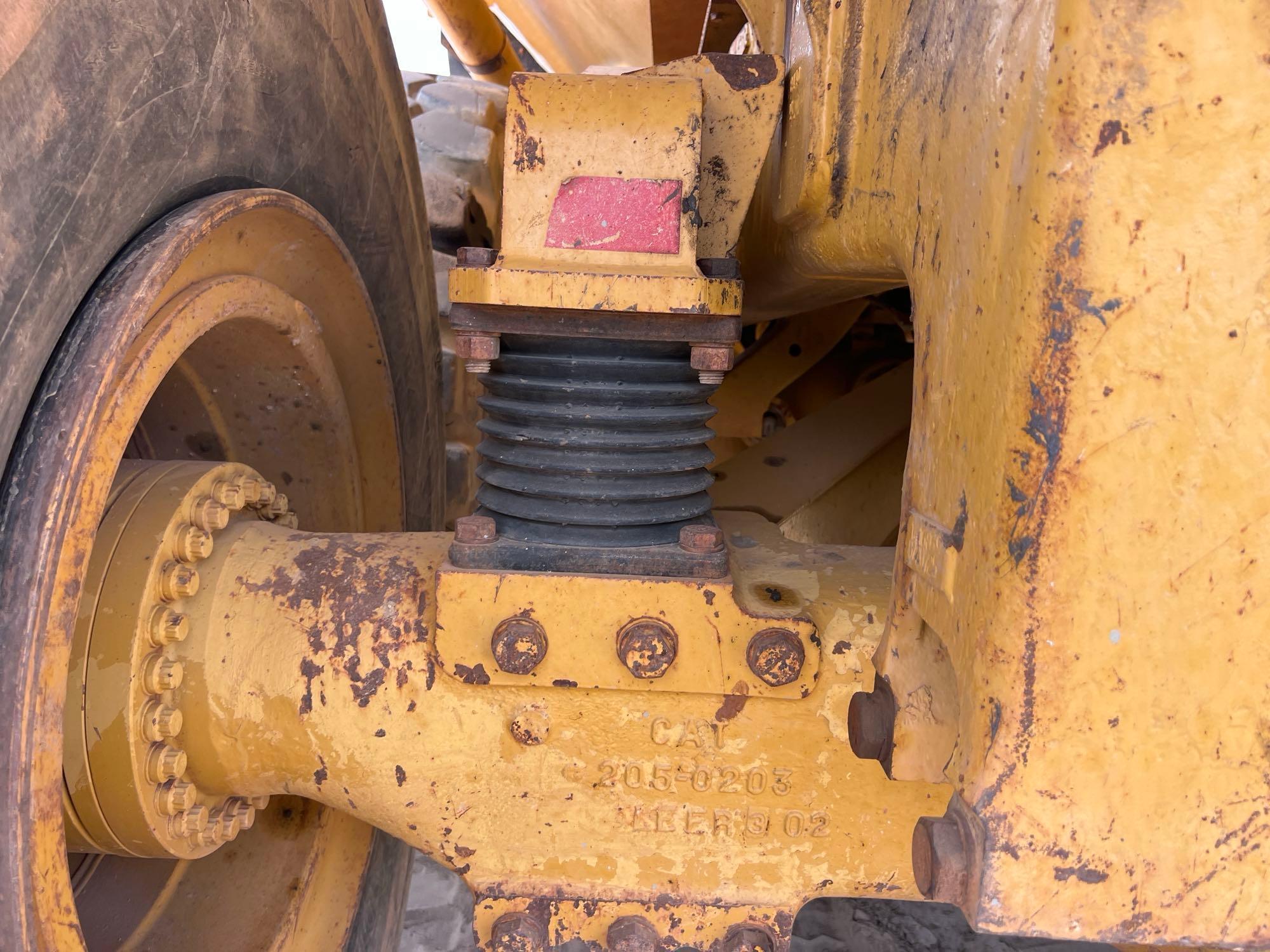 2004 Caterpillar 740