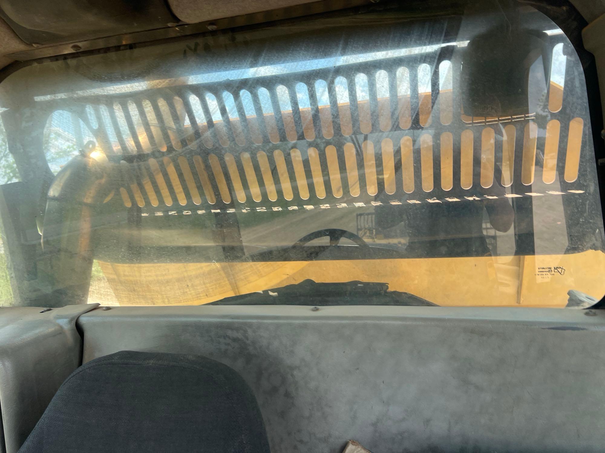 2004 Caterpillar 740