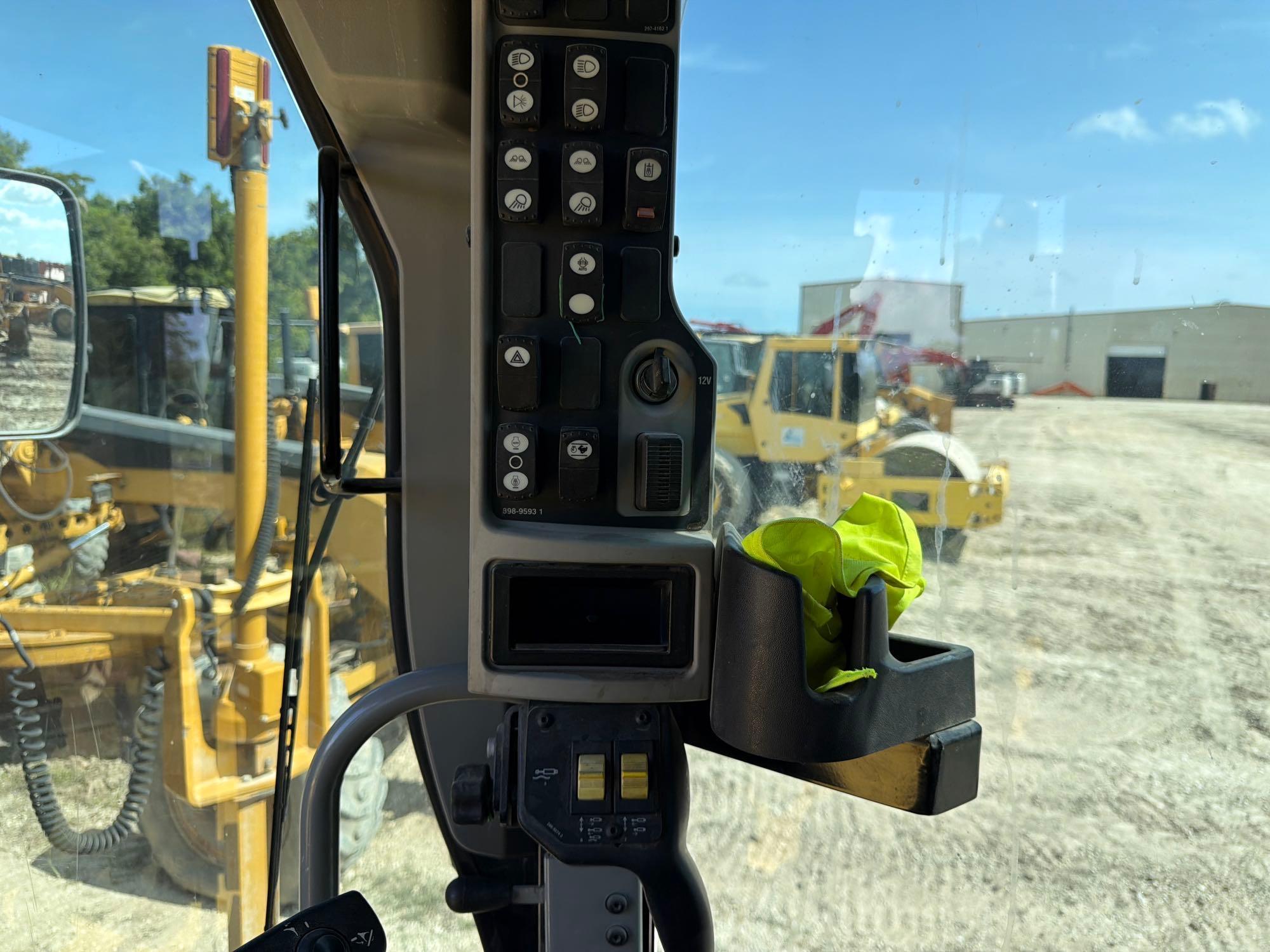 2014 Caterpillar 140M
