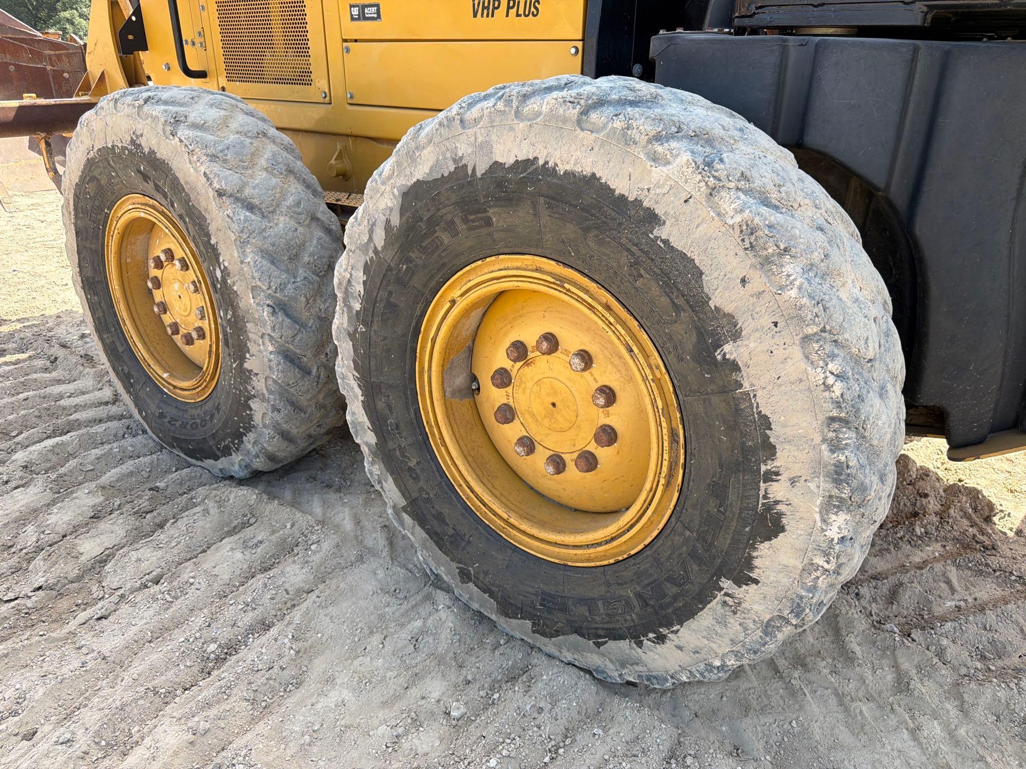 2011 Caterpillar 140M