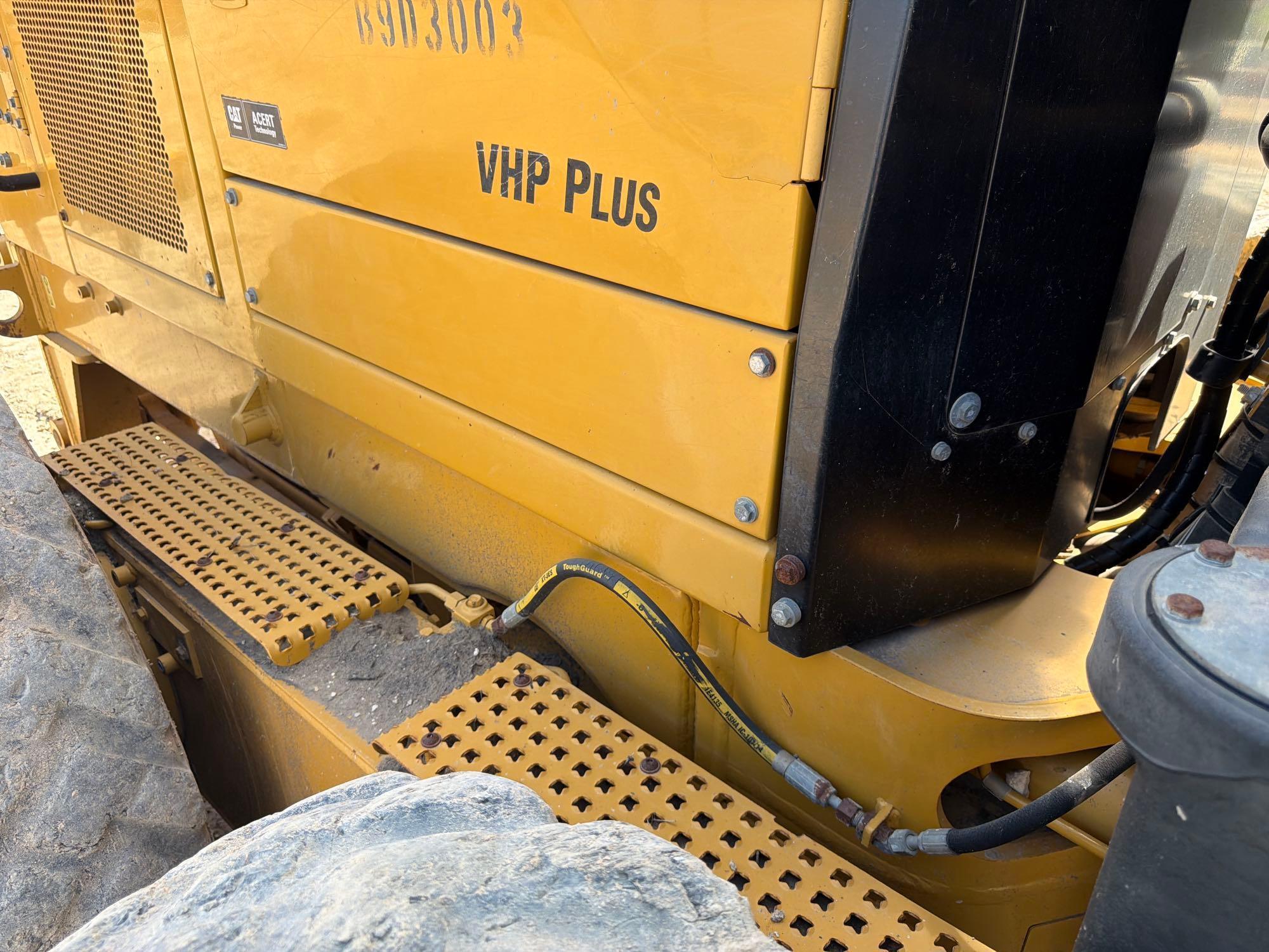 2011 Caterpillar 140M
