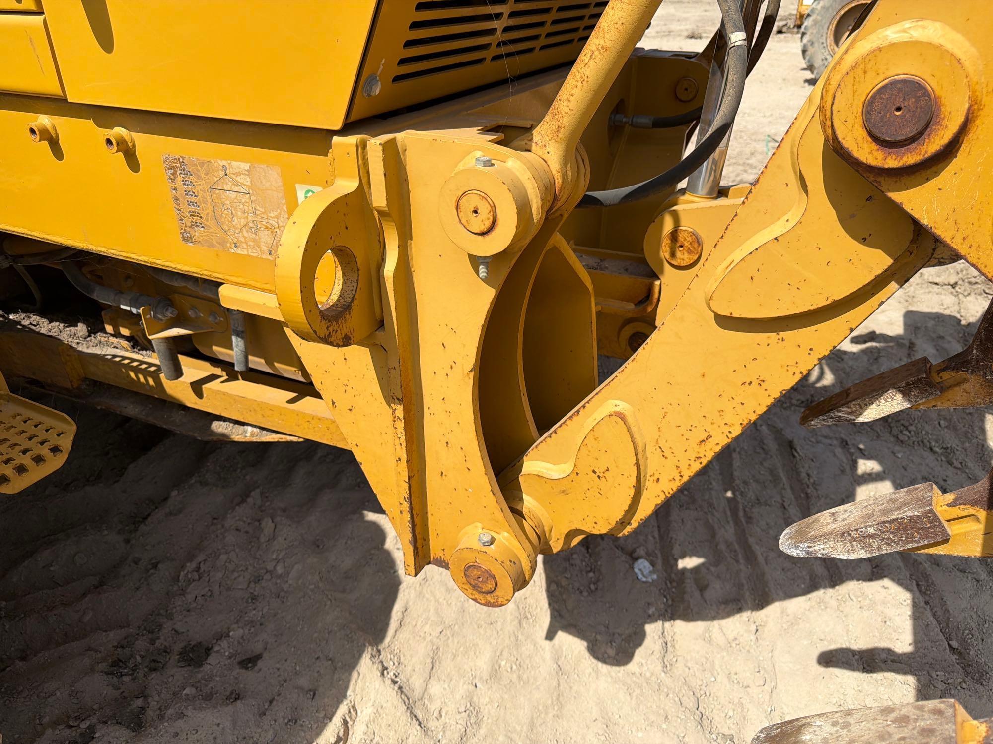 2011 Caterpillar 140M