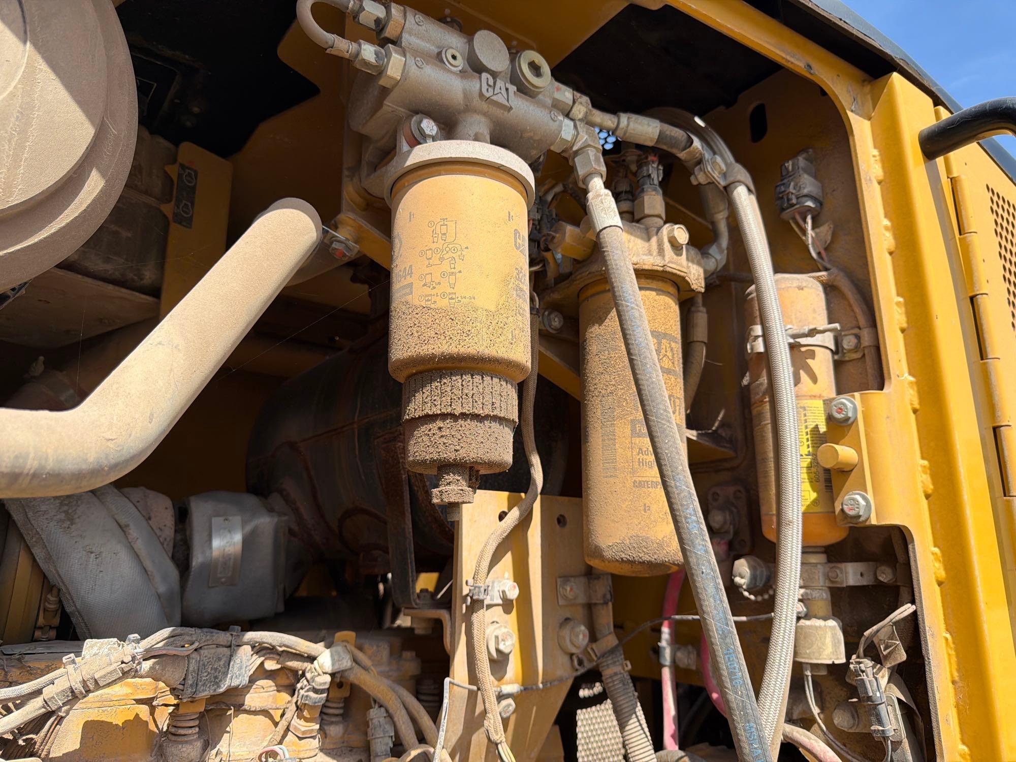 2011 Caterpillar 140M