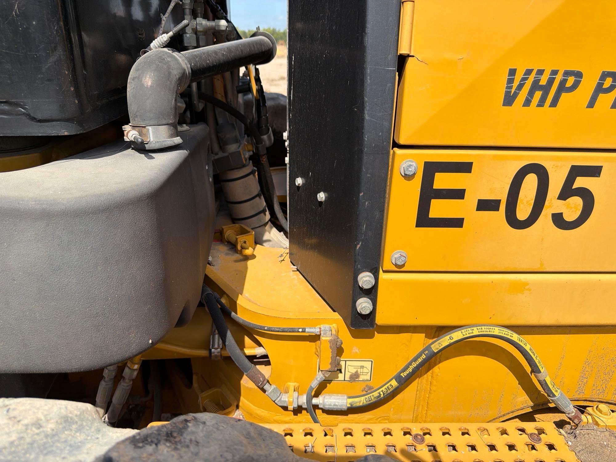 2011 Caterpillar 140M