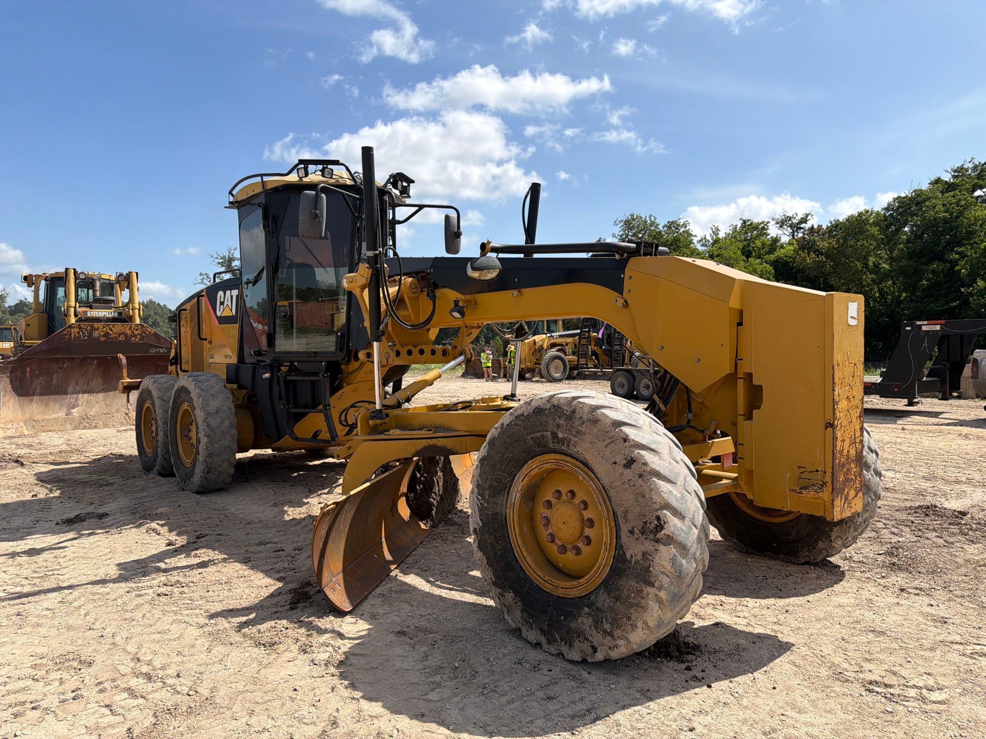 2011 Caterpillar 140M