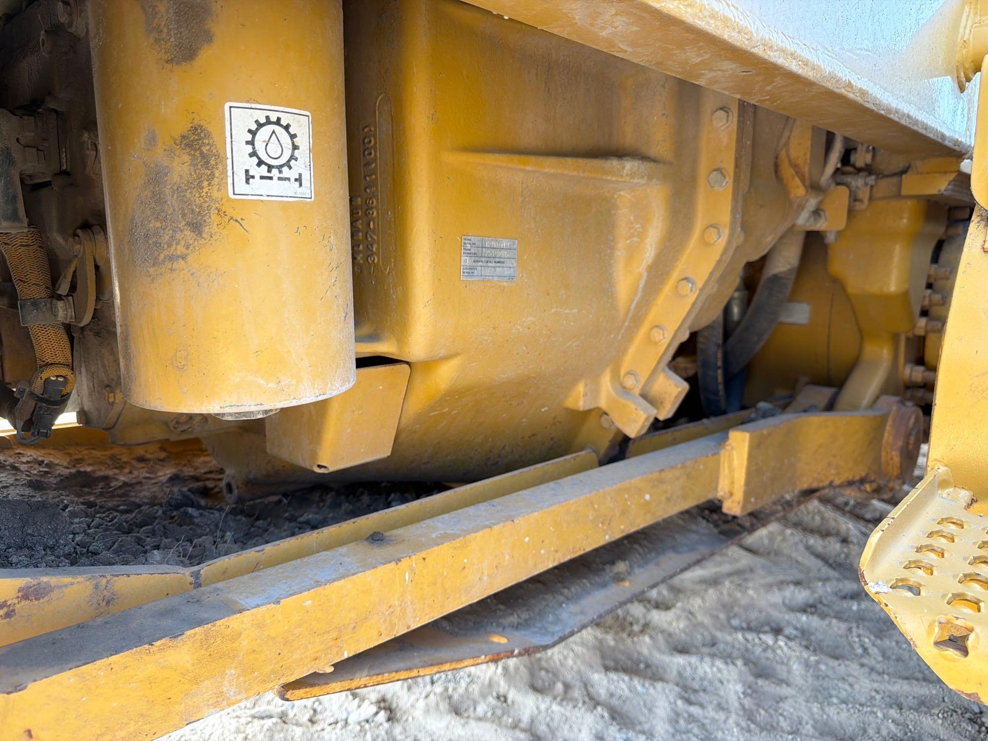 2011 Caterpillar 140M
