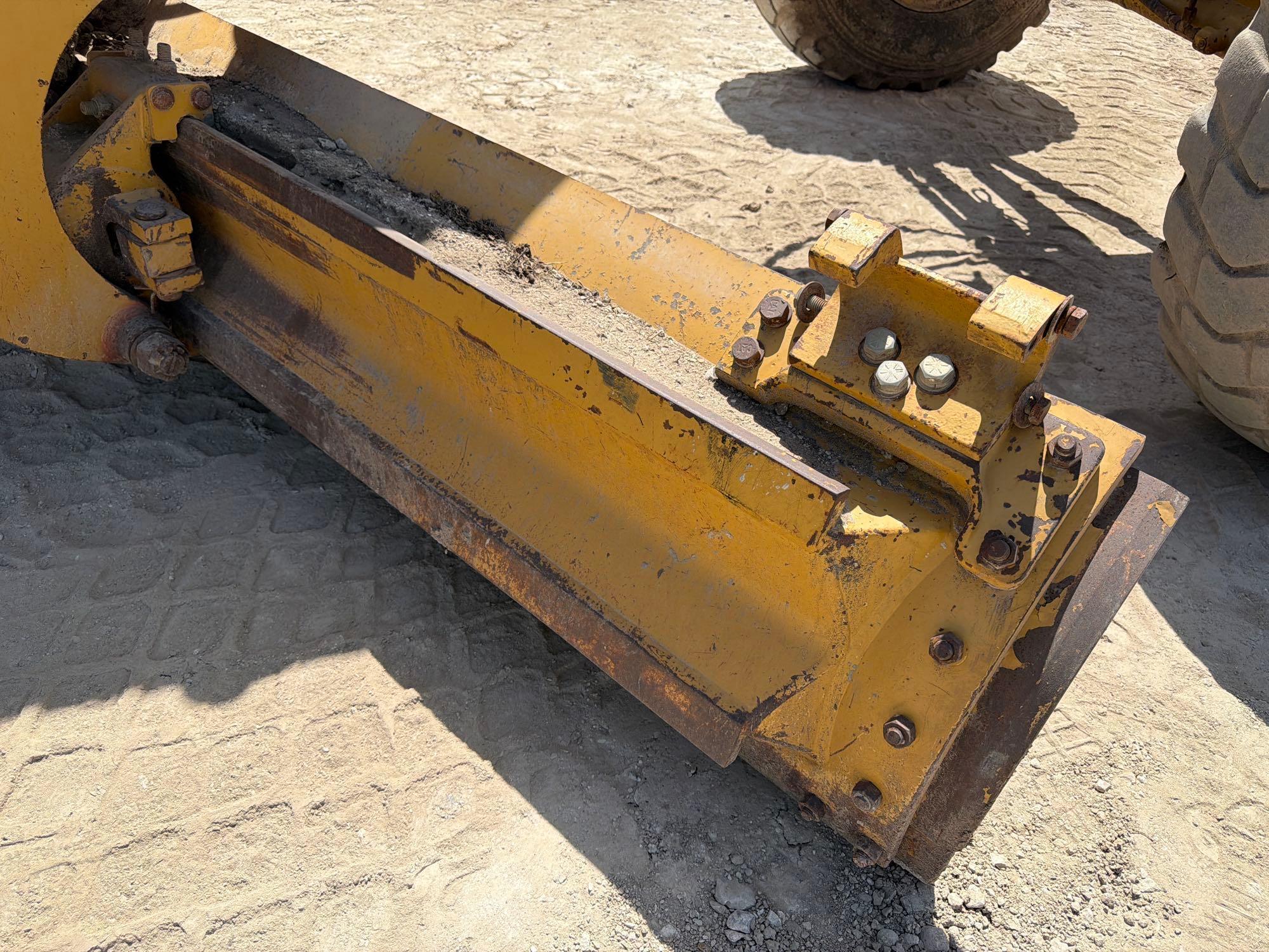 2008 Caterpillar 140M