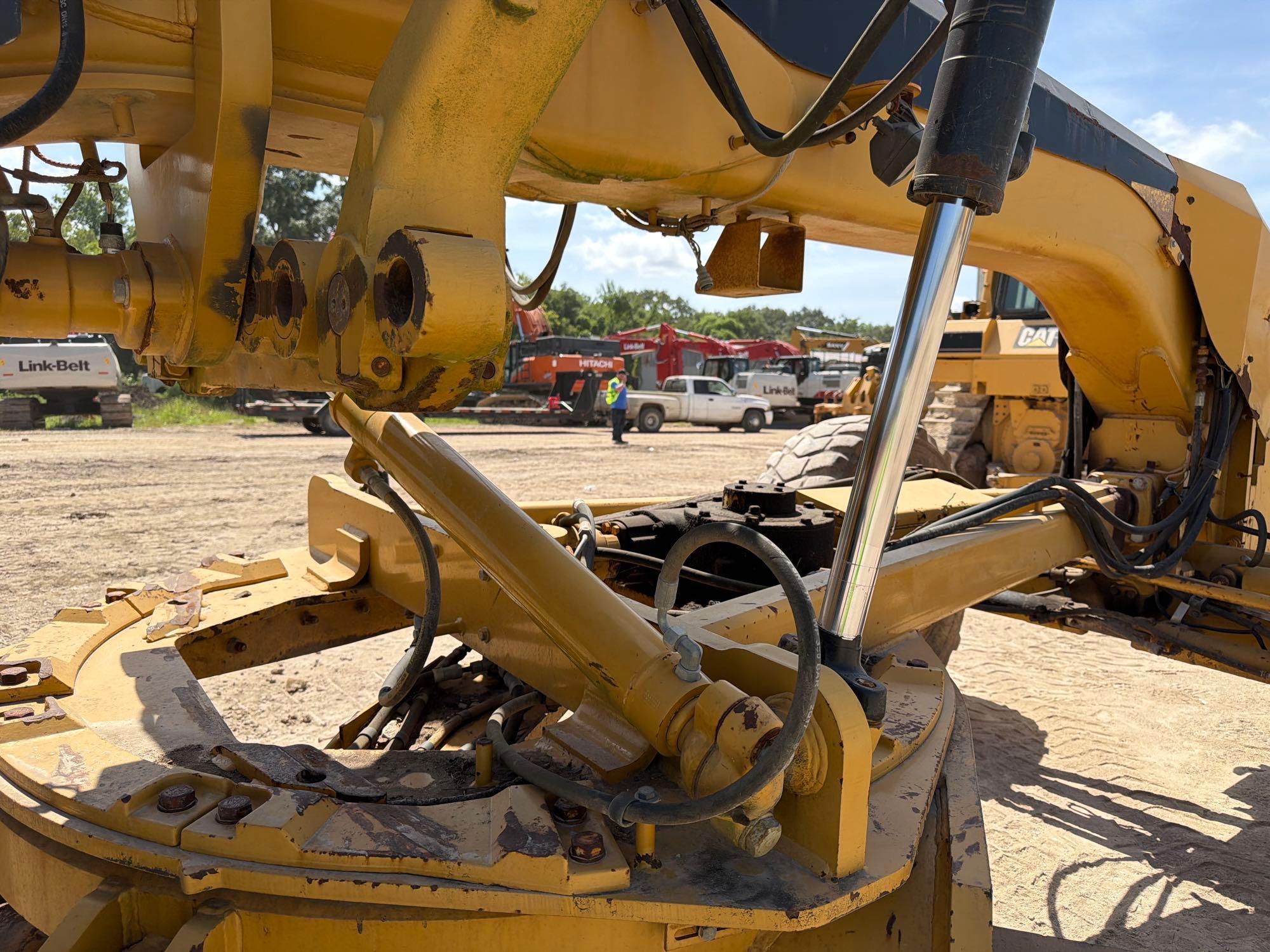 2008 Caterpillar 140M