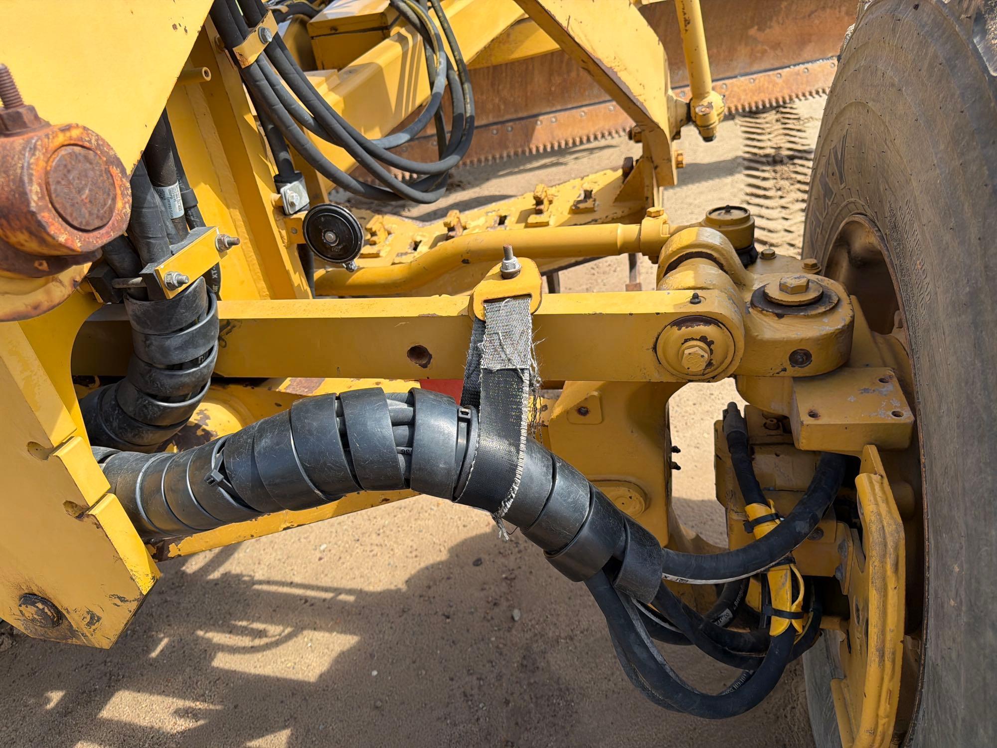 2010 Caterpillar 120M