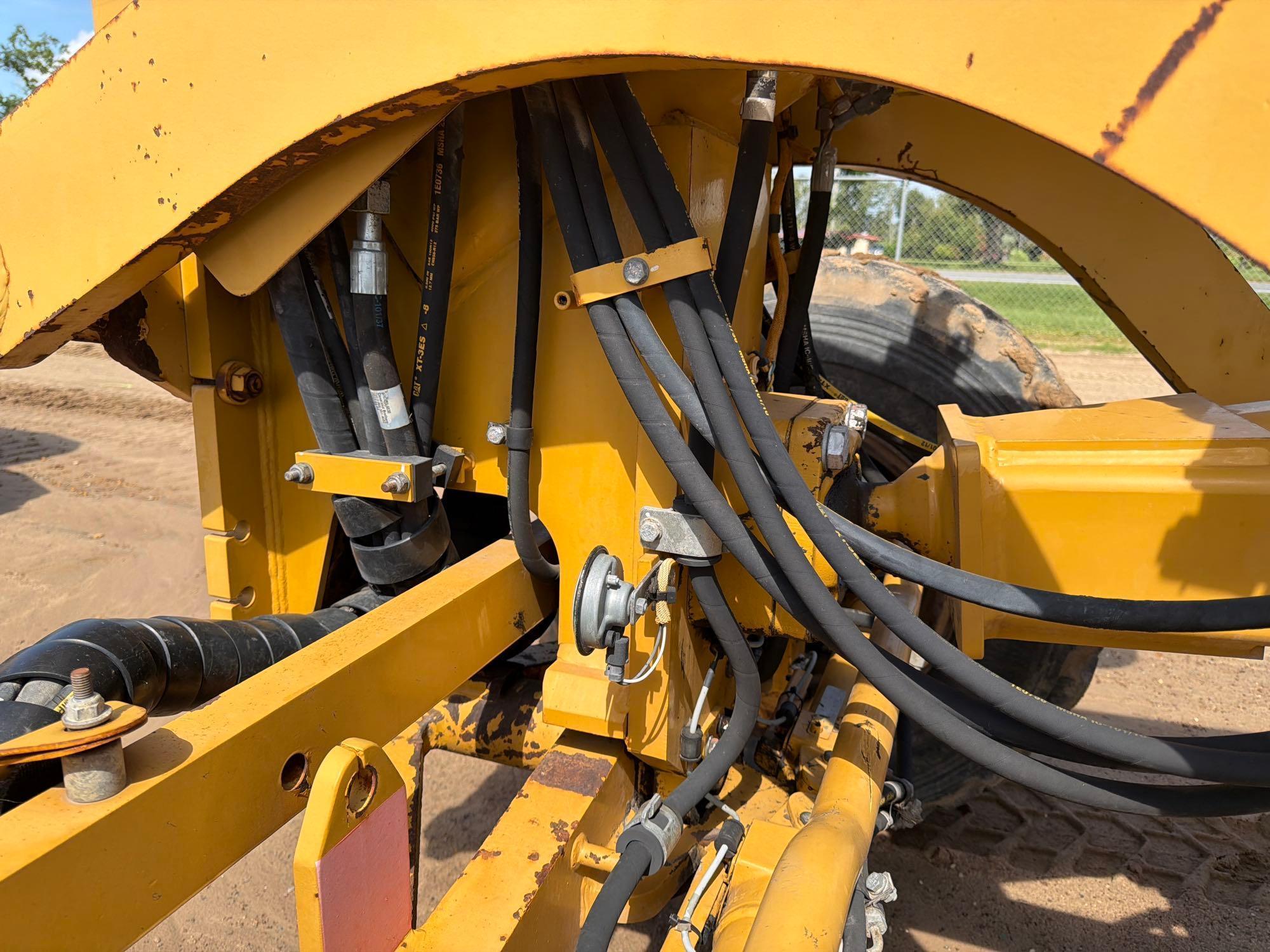 2010 Caterpillar 120M