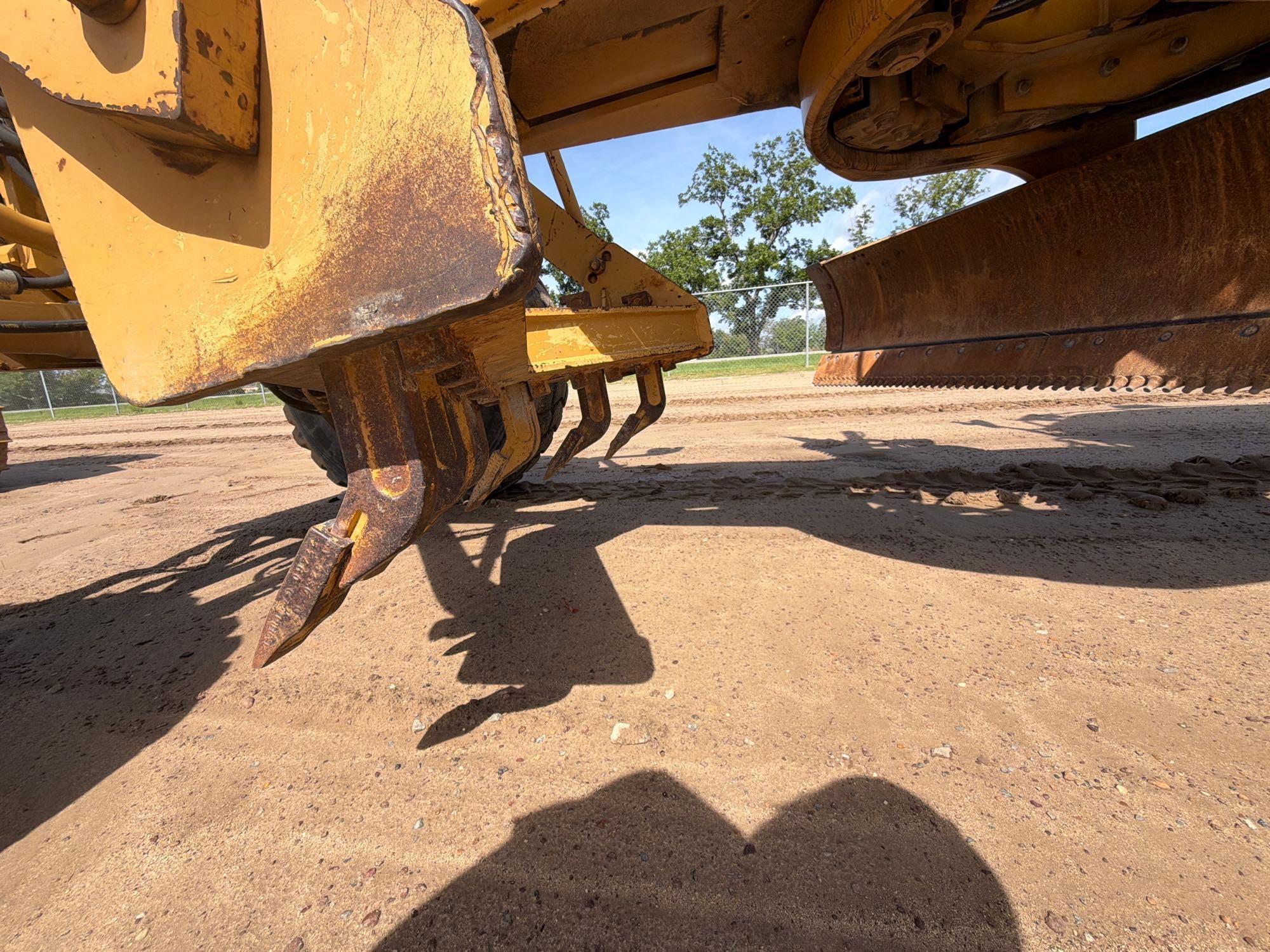 2010 Caterpillar 120M
