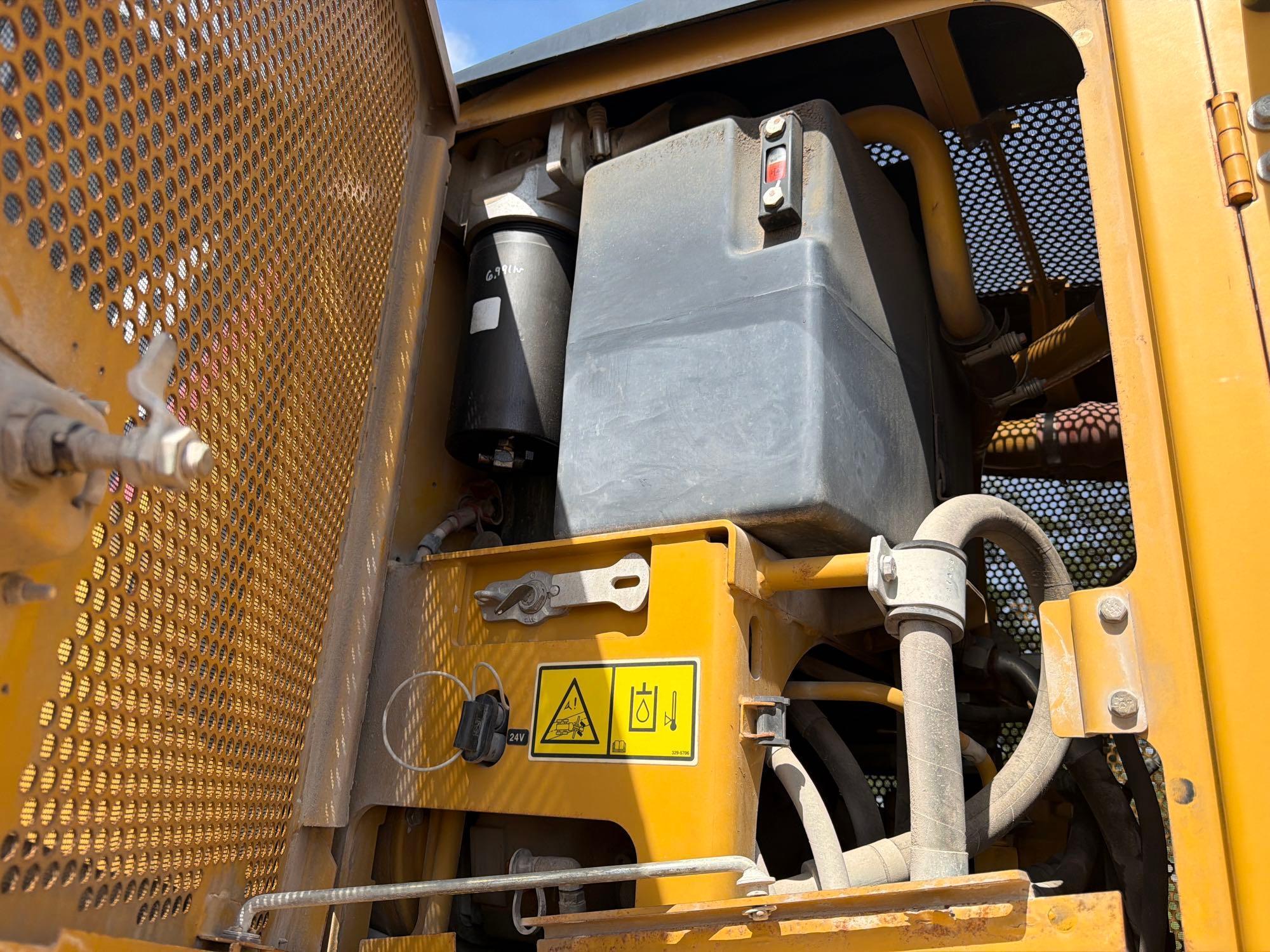 2010 Caterpillar 120M